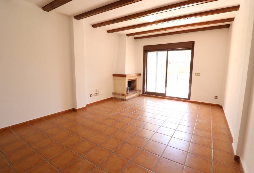 Resale - Villa -
Algorfa - La finca Golf