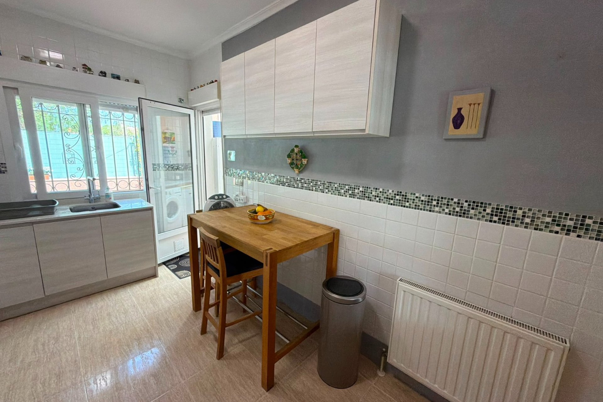 Resale - Villa -
Los Montesinos - La Herrada