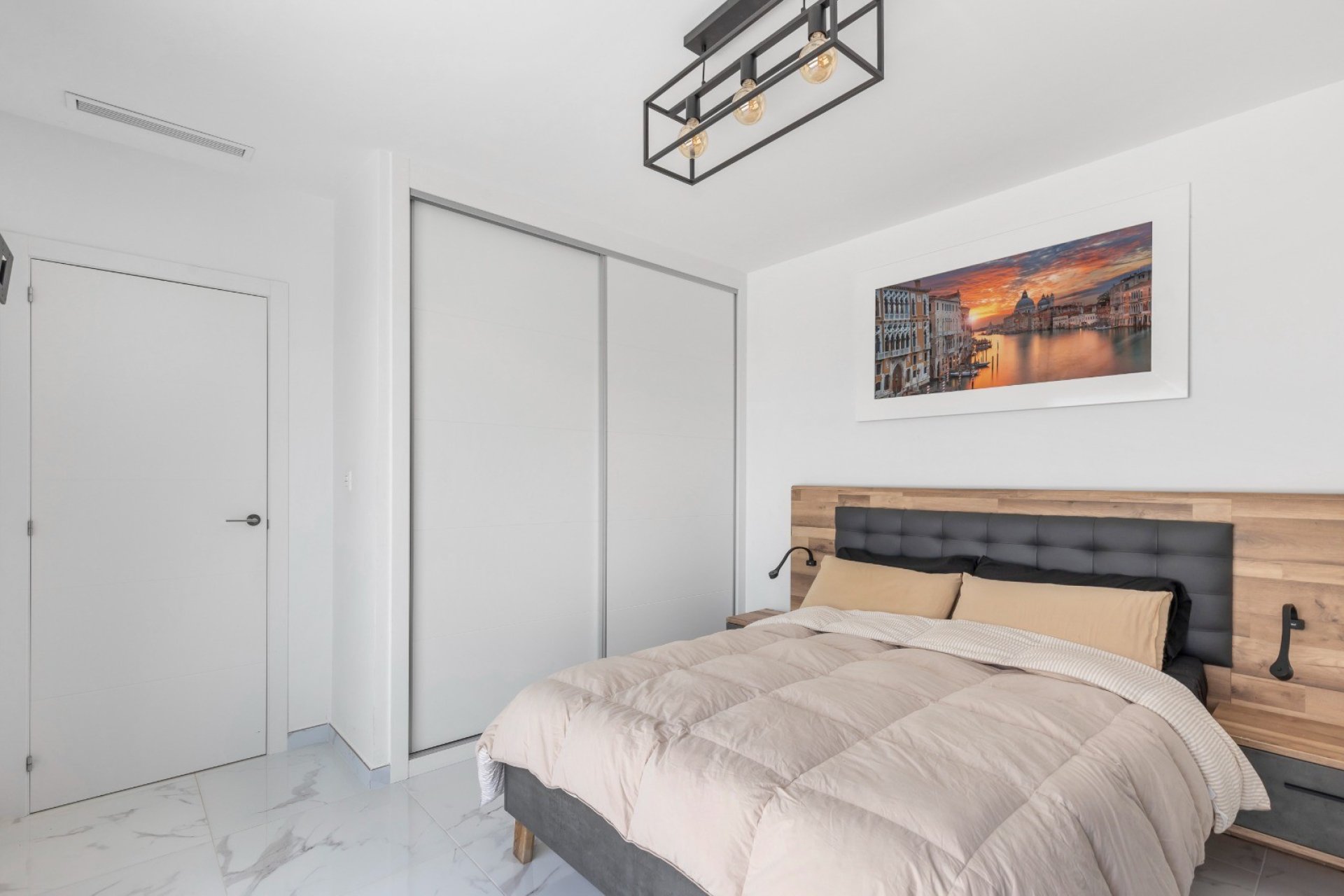 Resale - Villa -
Los Montesinos - La Herrada