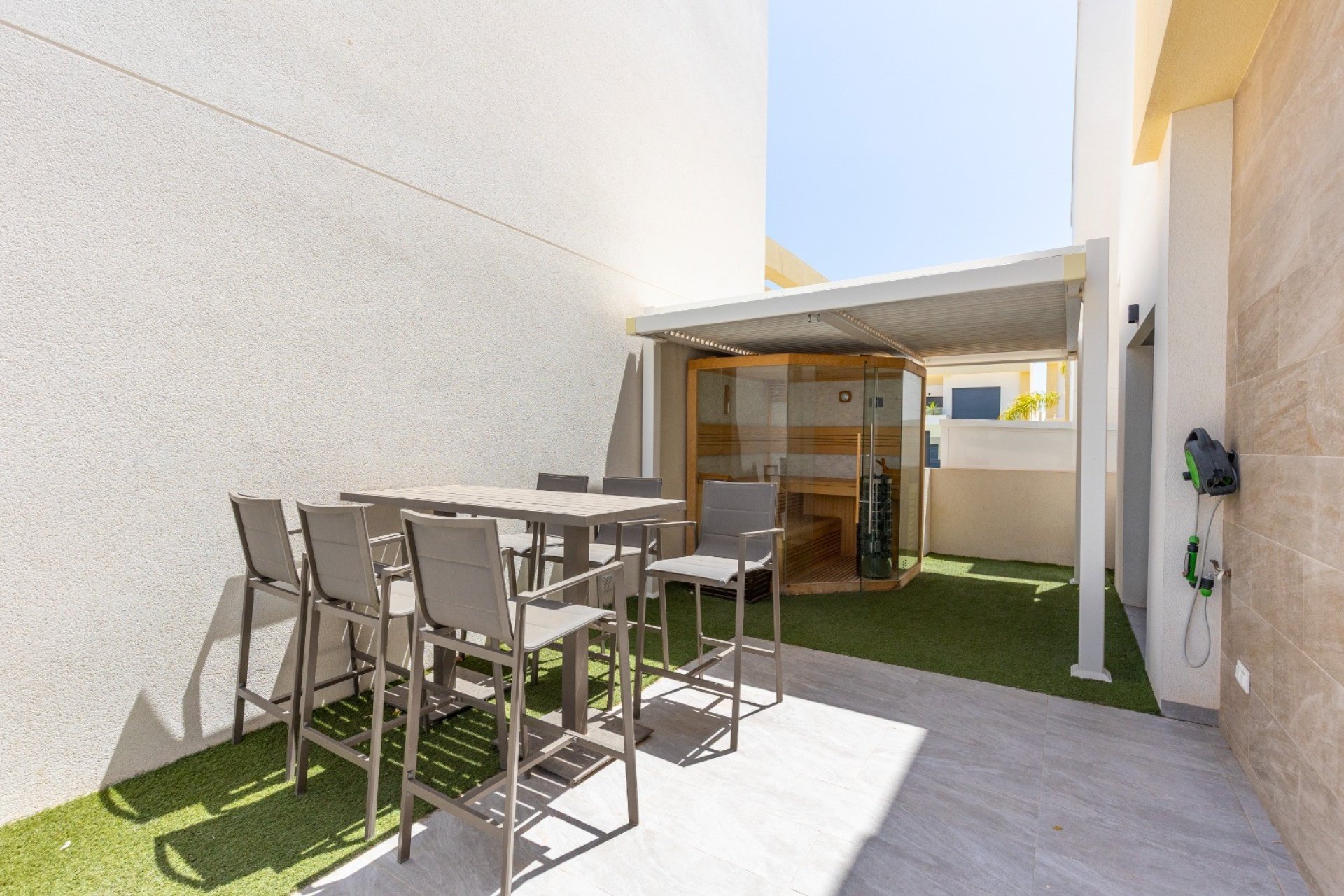 Resale - Villa -
Los Montesinos - La Herrada