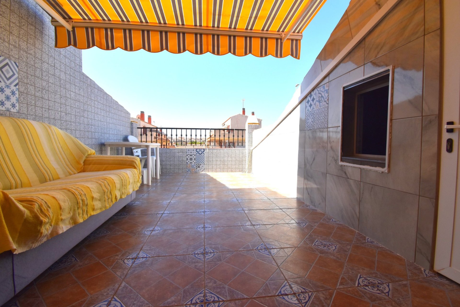 Resale - Villa -
Orihuela Costa - La Zenia