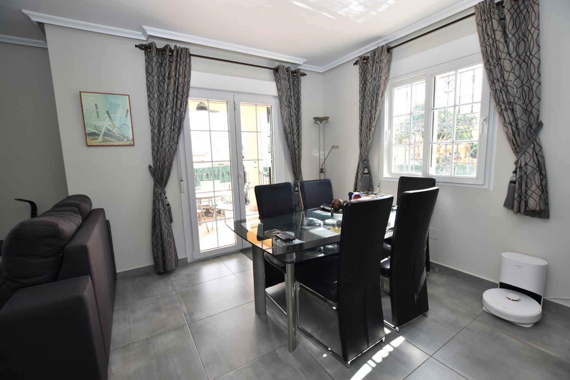 Resale - Villa -
Orihuela Costa - Los Dolses