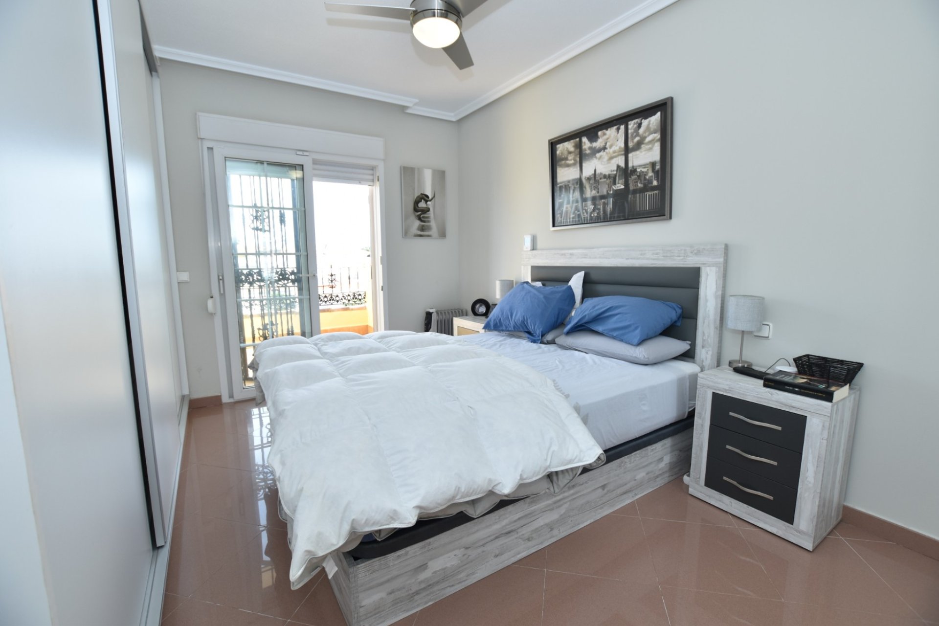 Resale - Villa -
Orihuela Costa - Los Dolses