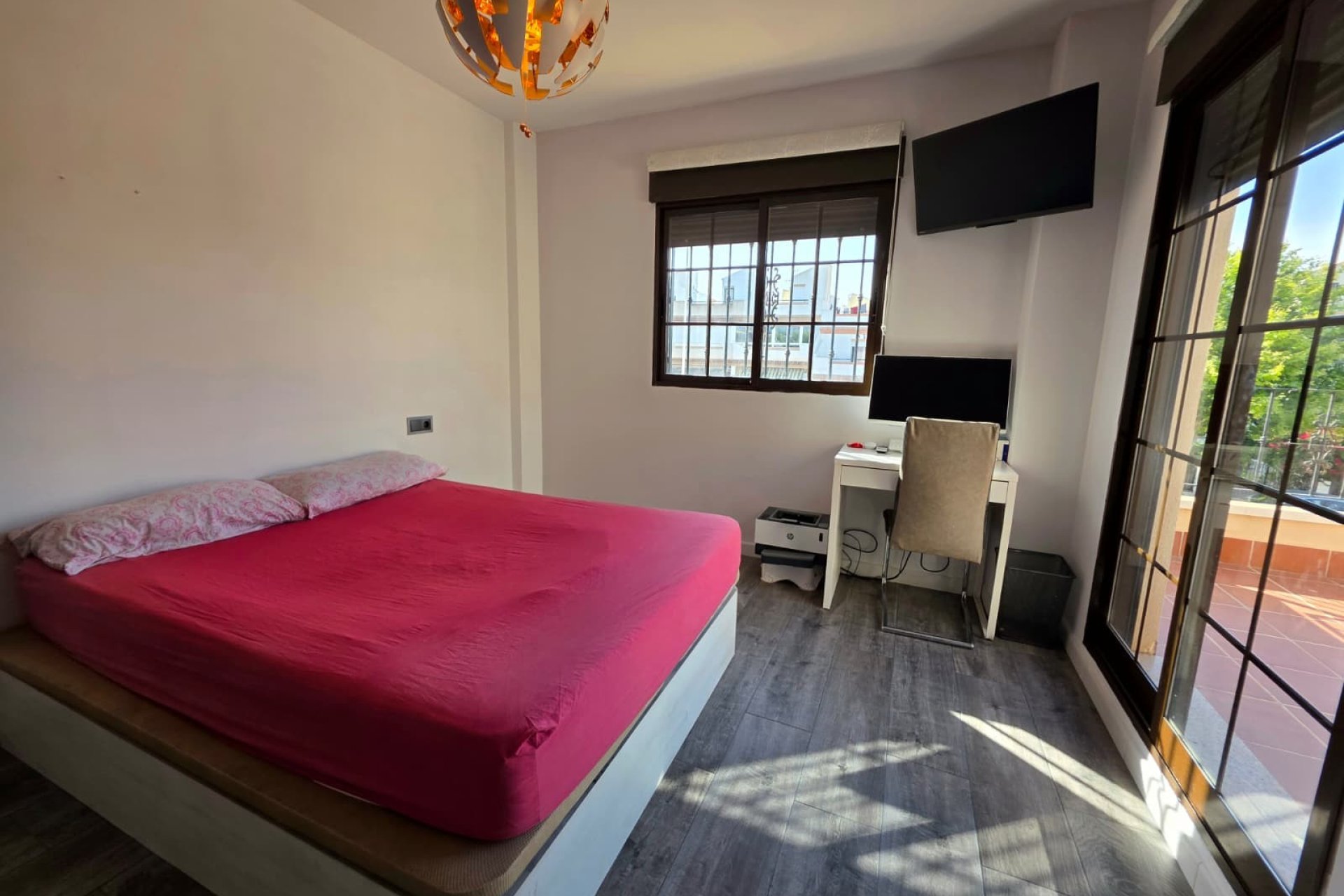 Resale - Villa -
Torrevieja - Sector 25