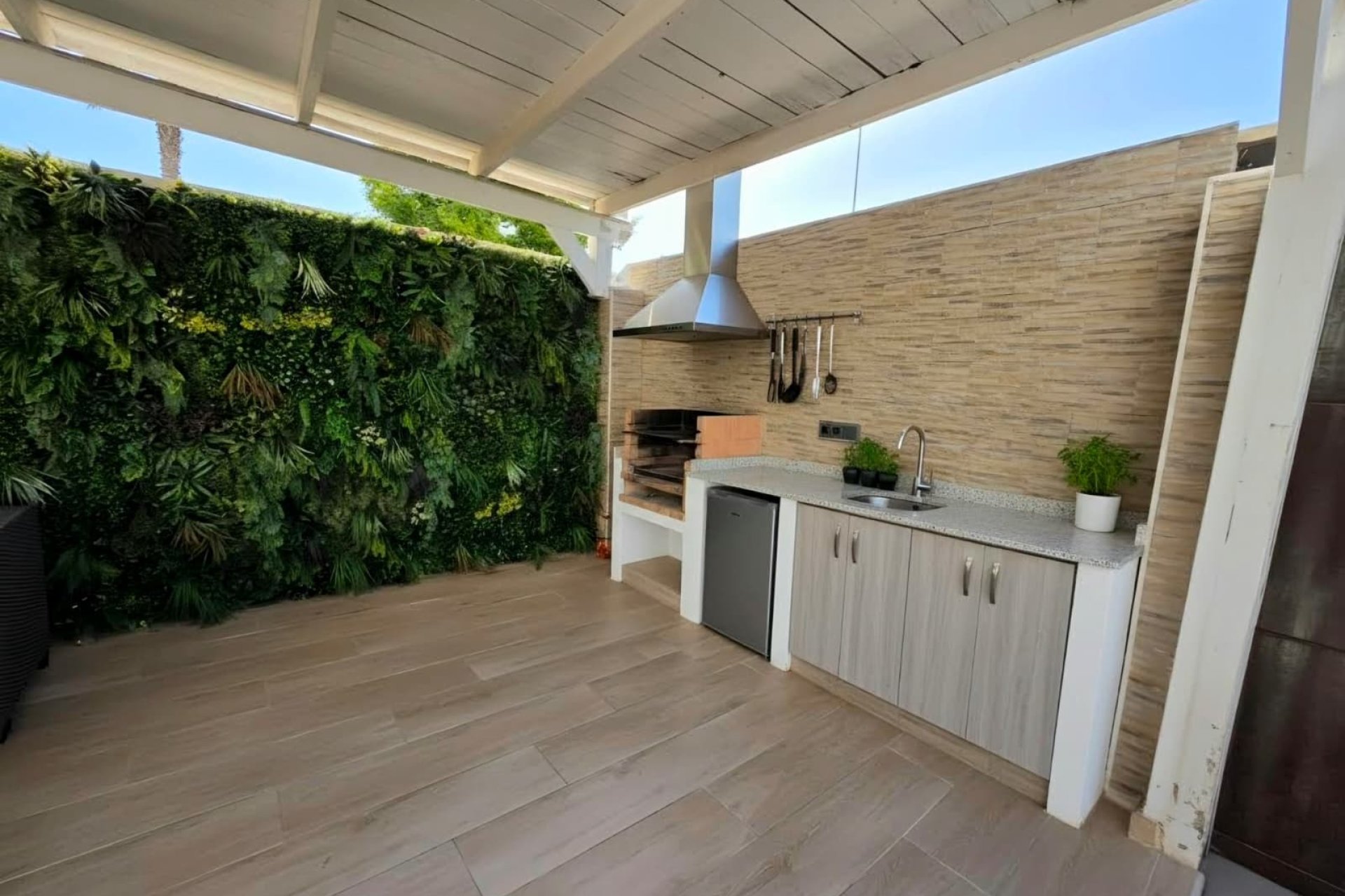 Resale - Villa -
Torrevieja - Sector 25