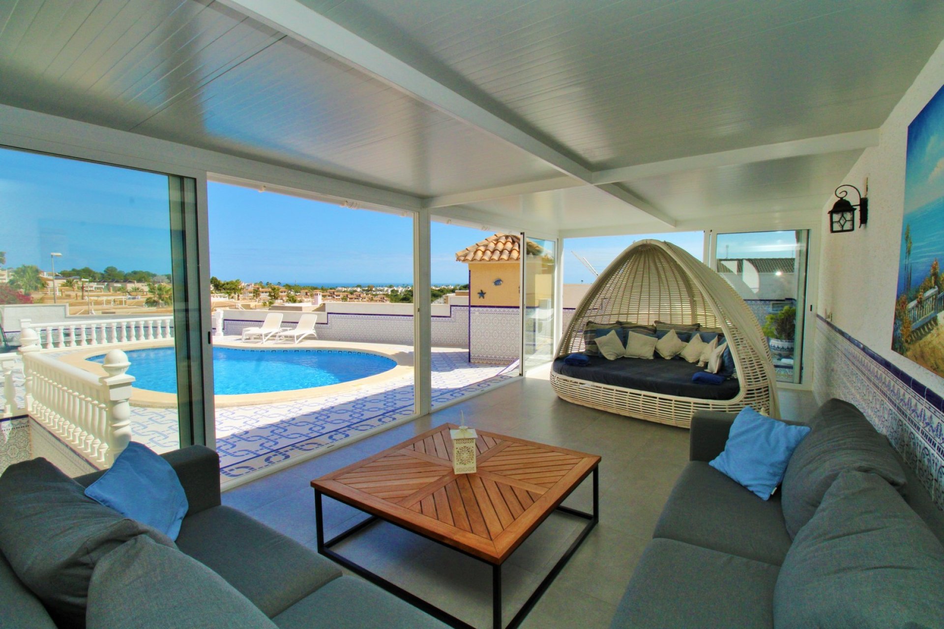 Resale - Villa -
Villamartín