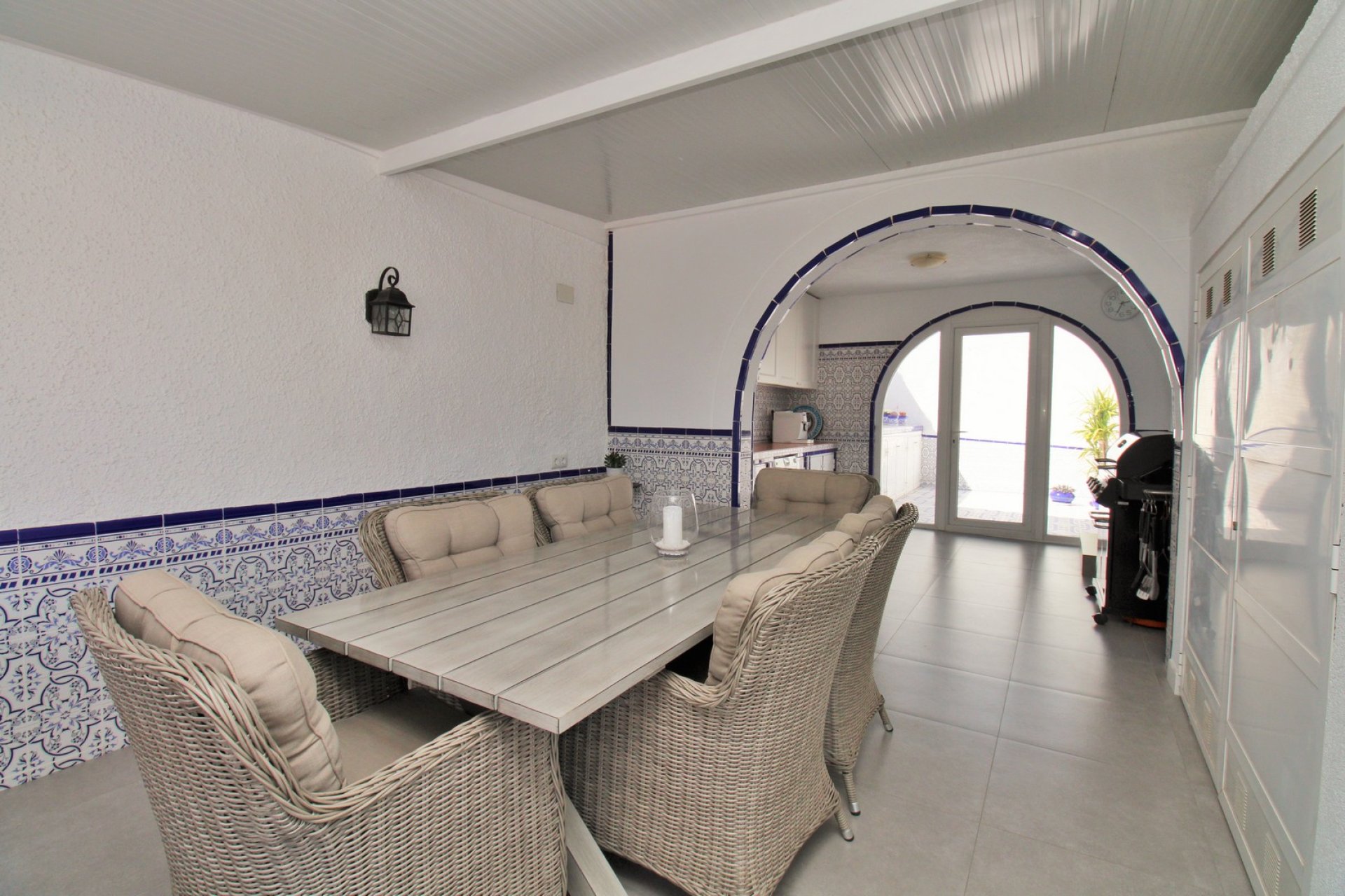Resale - Villa -
Villamartín