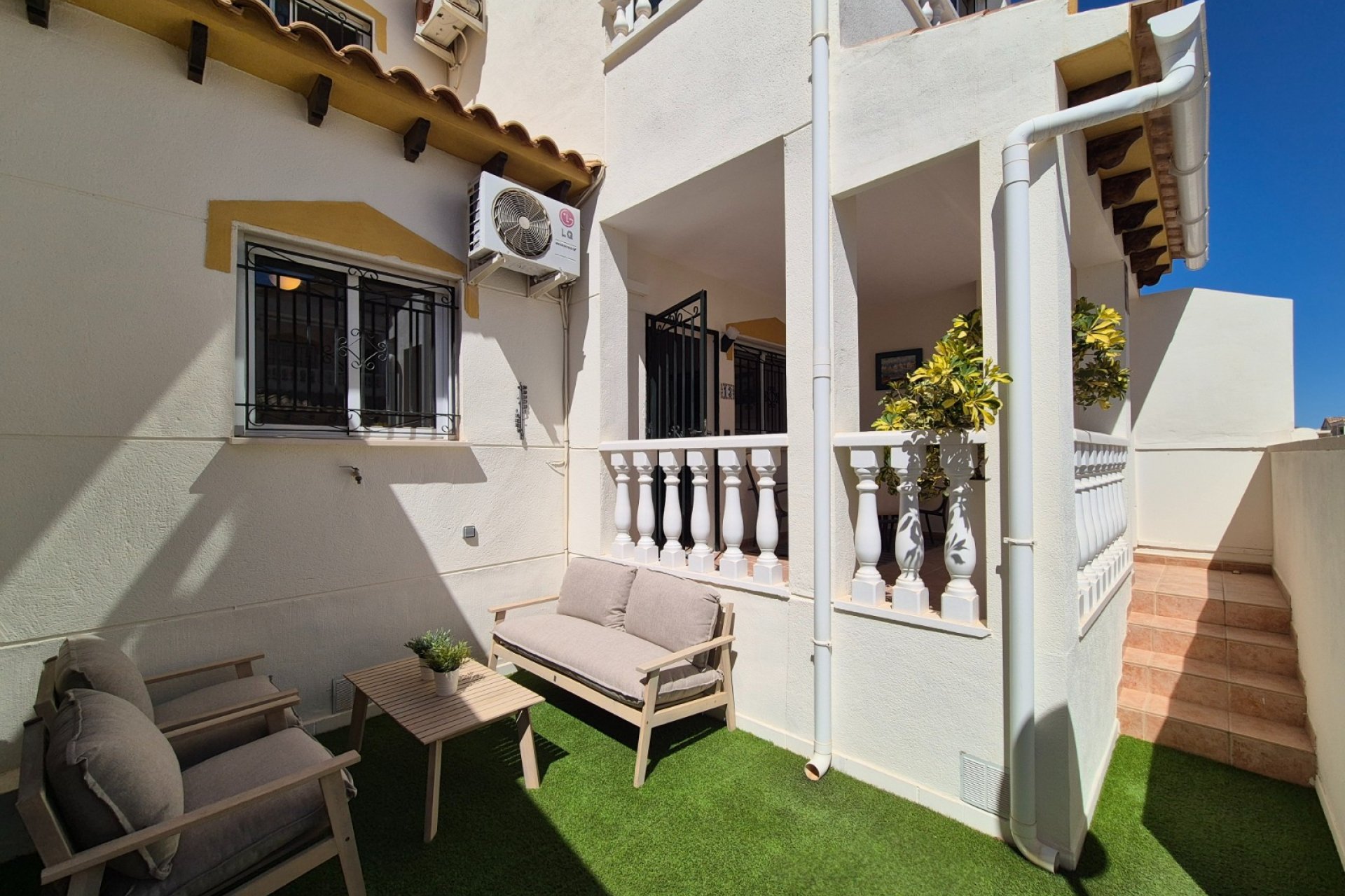 Reventa - Adosado -
Alicante - La Florida