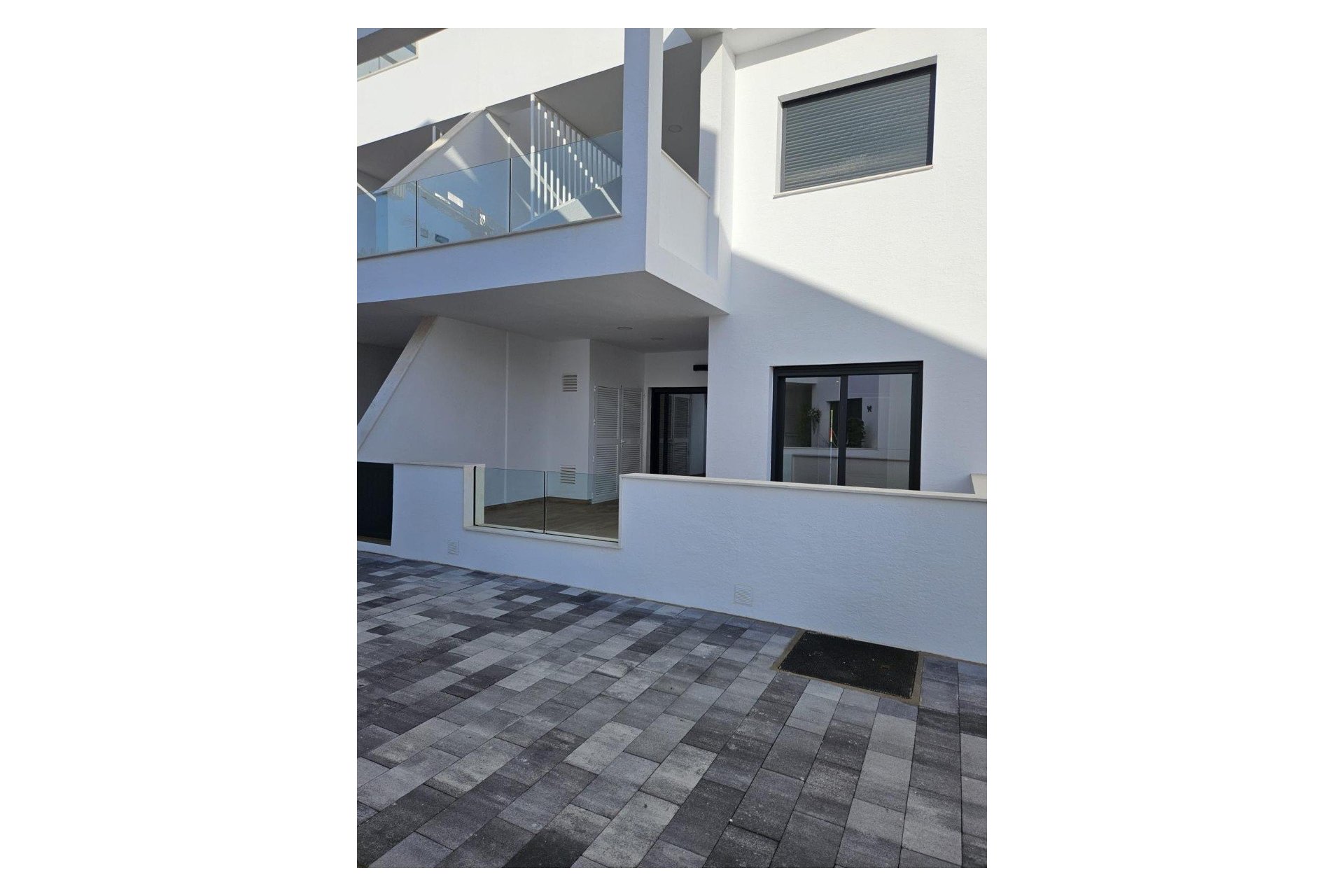 Reventa - Adosado -
Torrevieja - Los Balcones