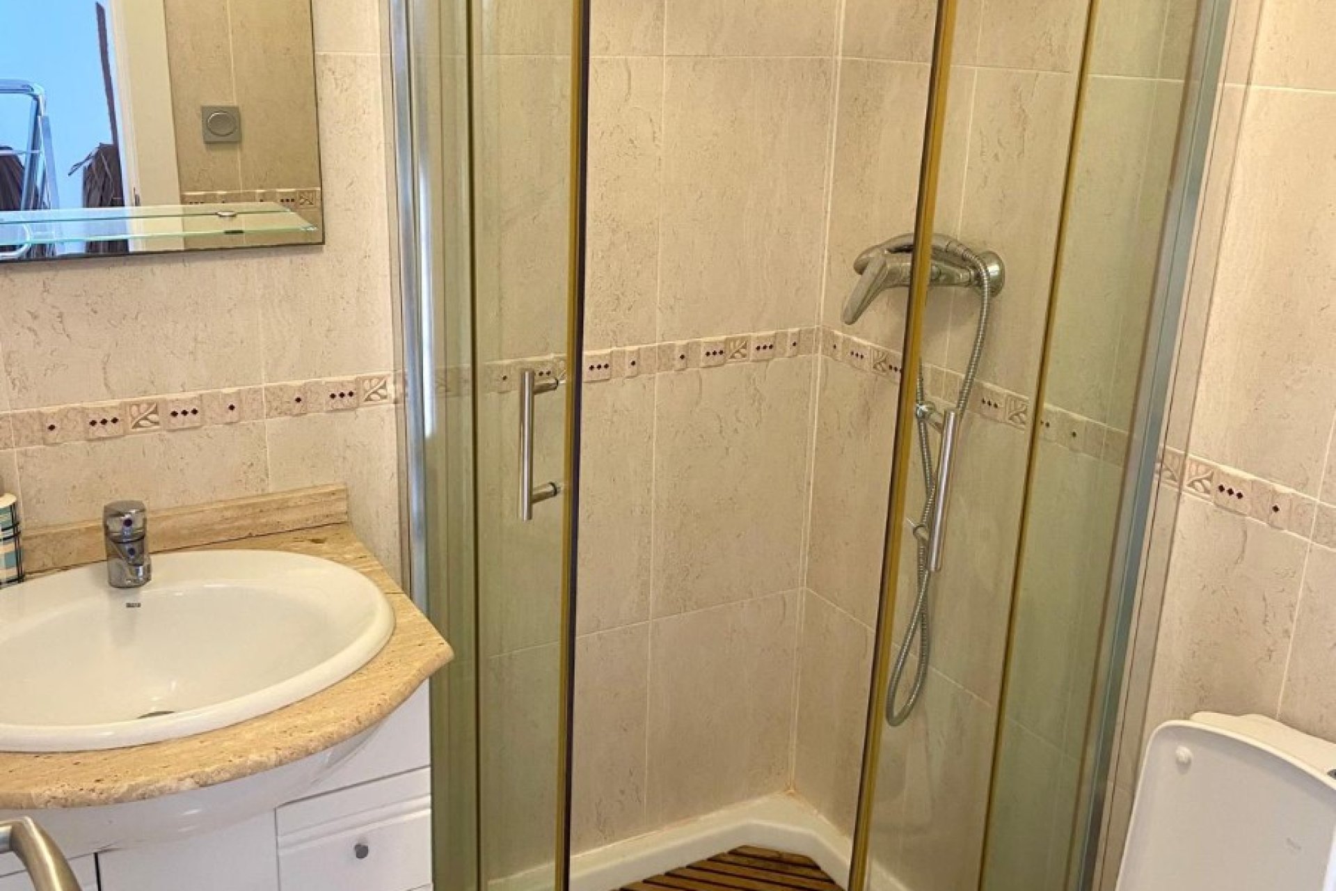 Reventa - Duplex -
Guardamar del Segura - Urbanizaciones