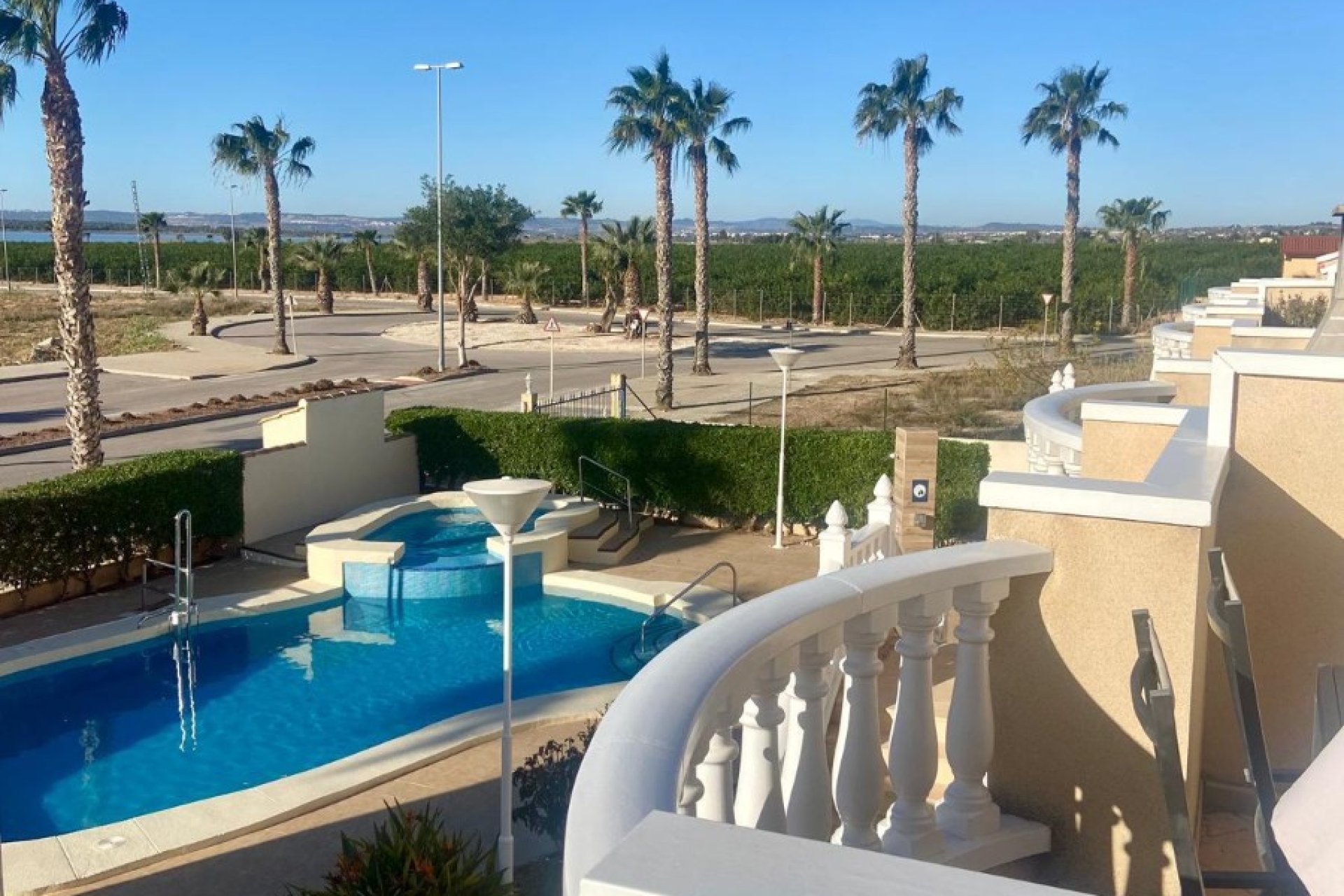 Reventa - Duplex -
Guardamar del Segura - Urbanizaciones