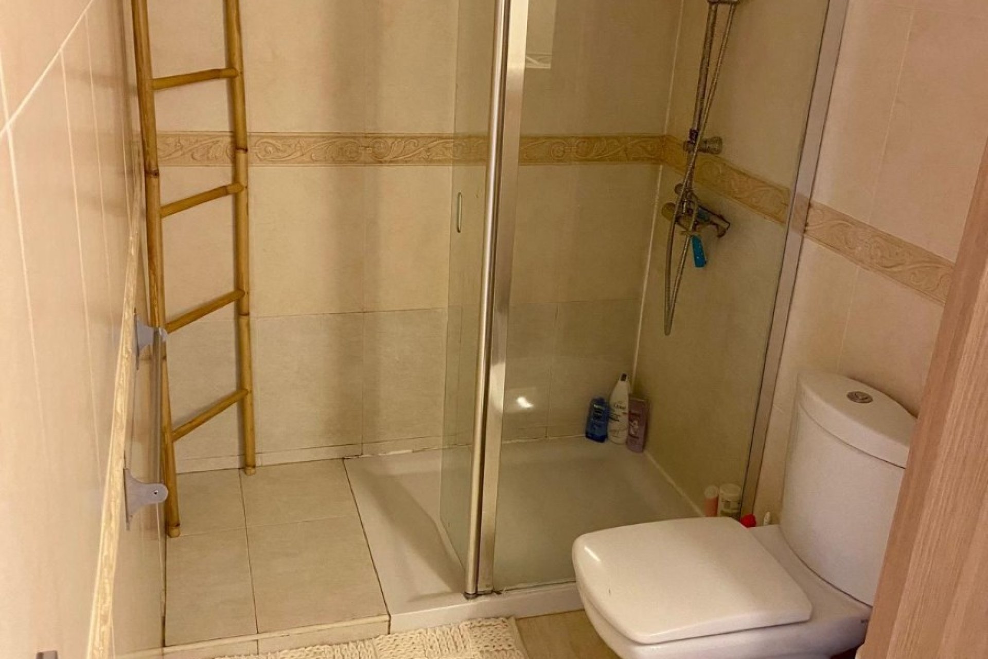 Reventa - Duplex -
Guardamar del Segura - Urbanizaciones