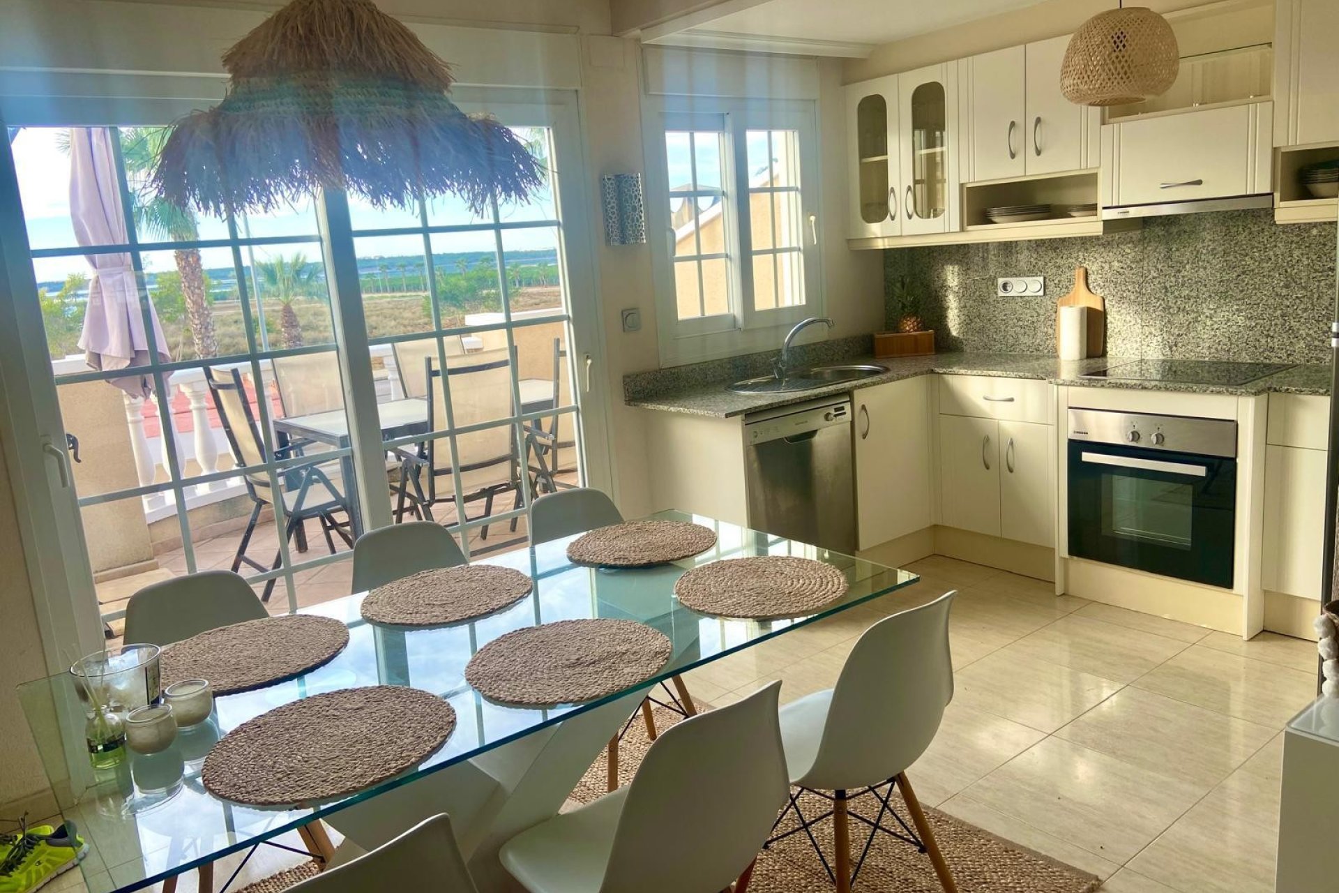 Reventa - Duplex -
Guardamar del Segura - Urbanizaciones