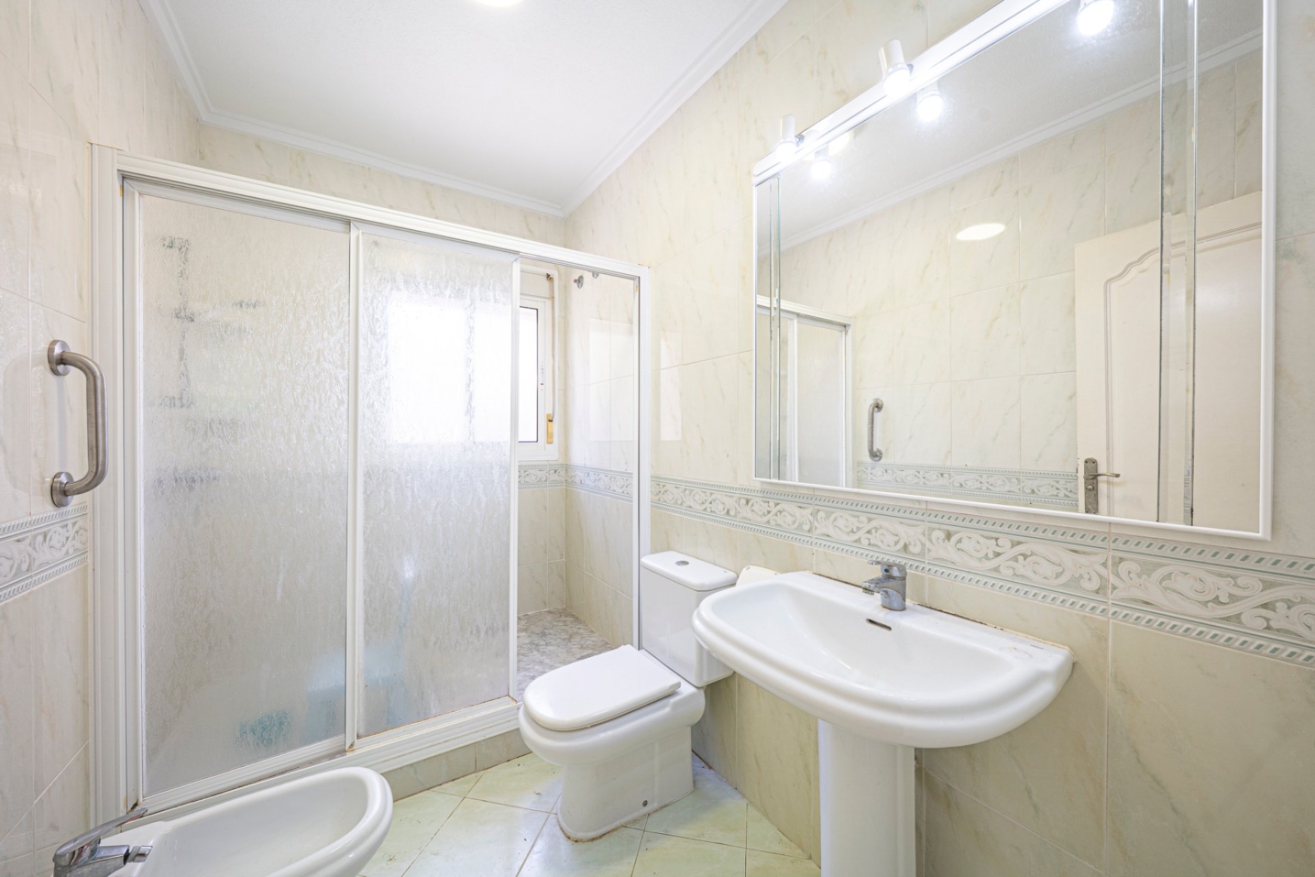 Reventa - Villa -
Ciudad Quesada
