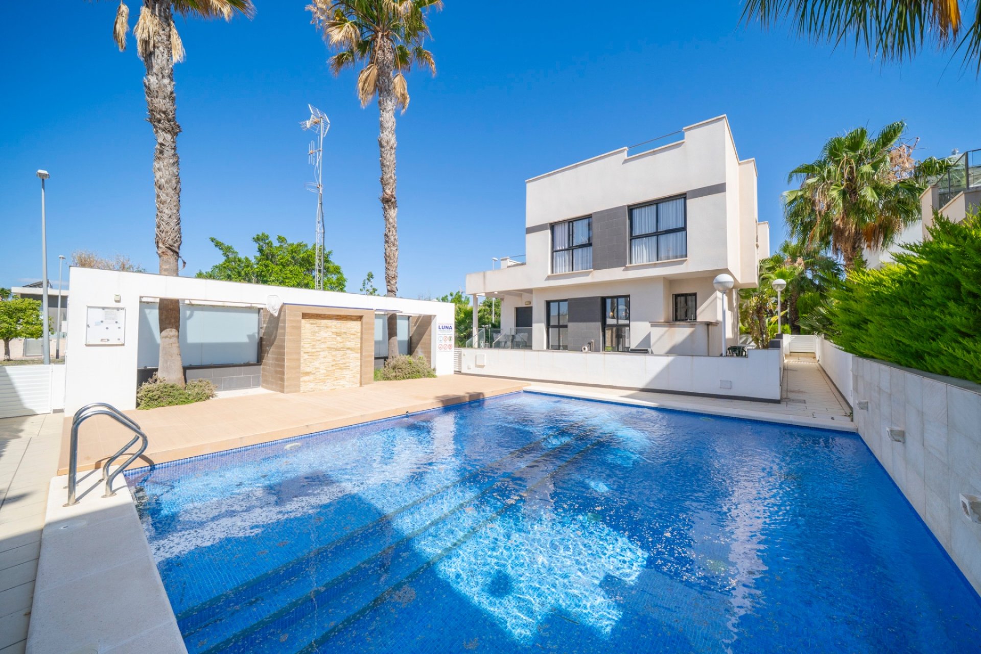 Reventa - Villa -
Ciudad Quesada