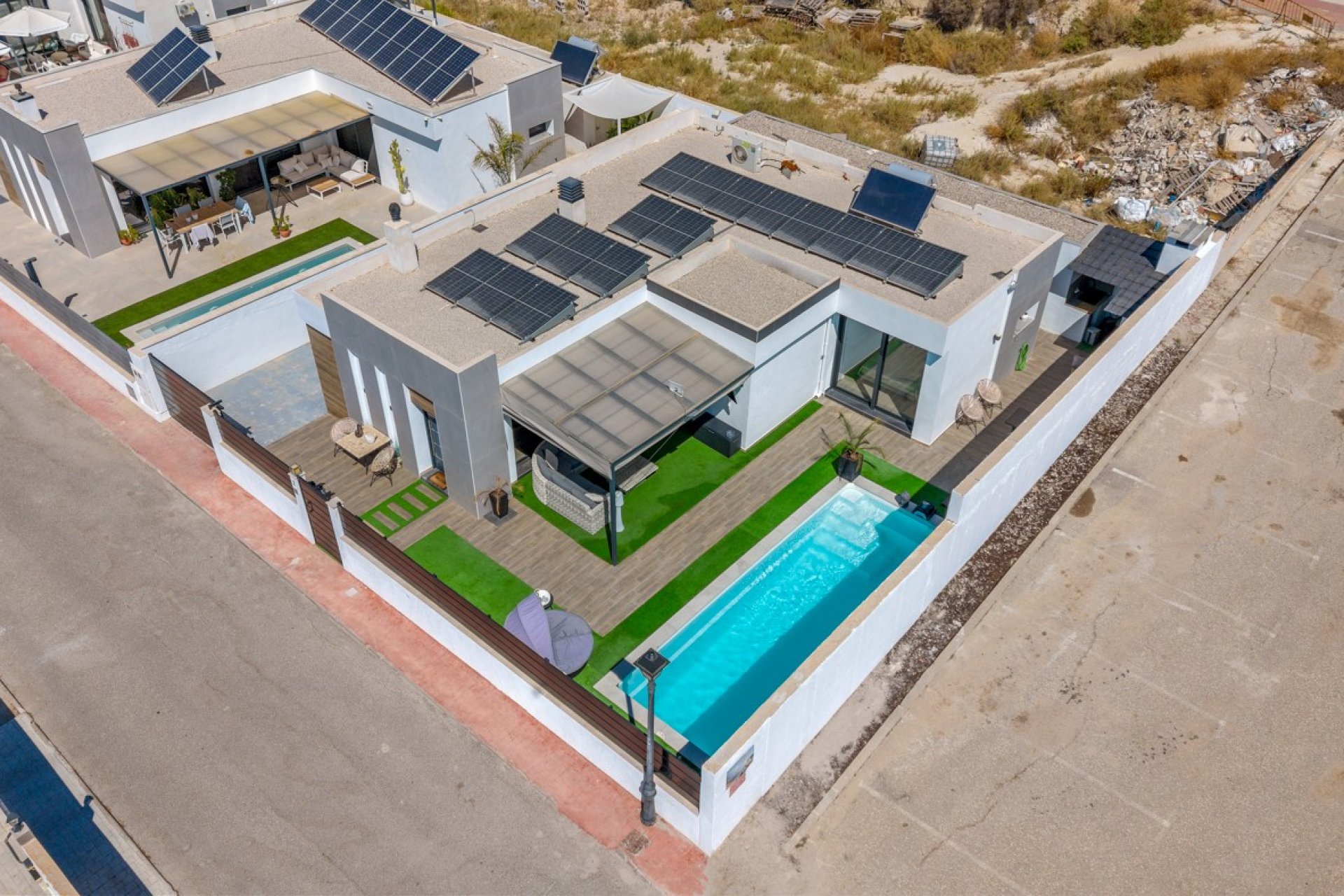 Reventa - Villa -
Fortuna - Urbanizacion Las Kalendas