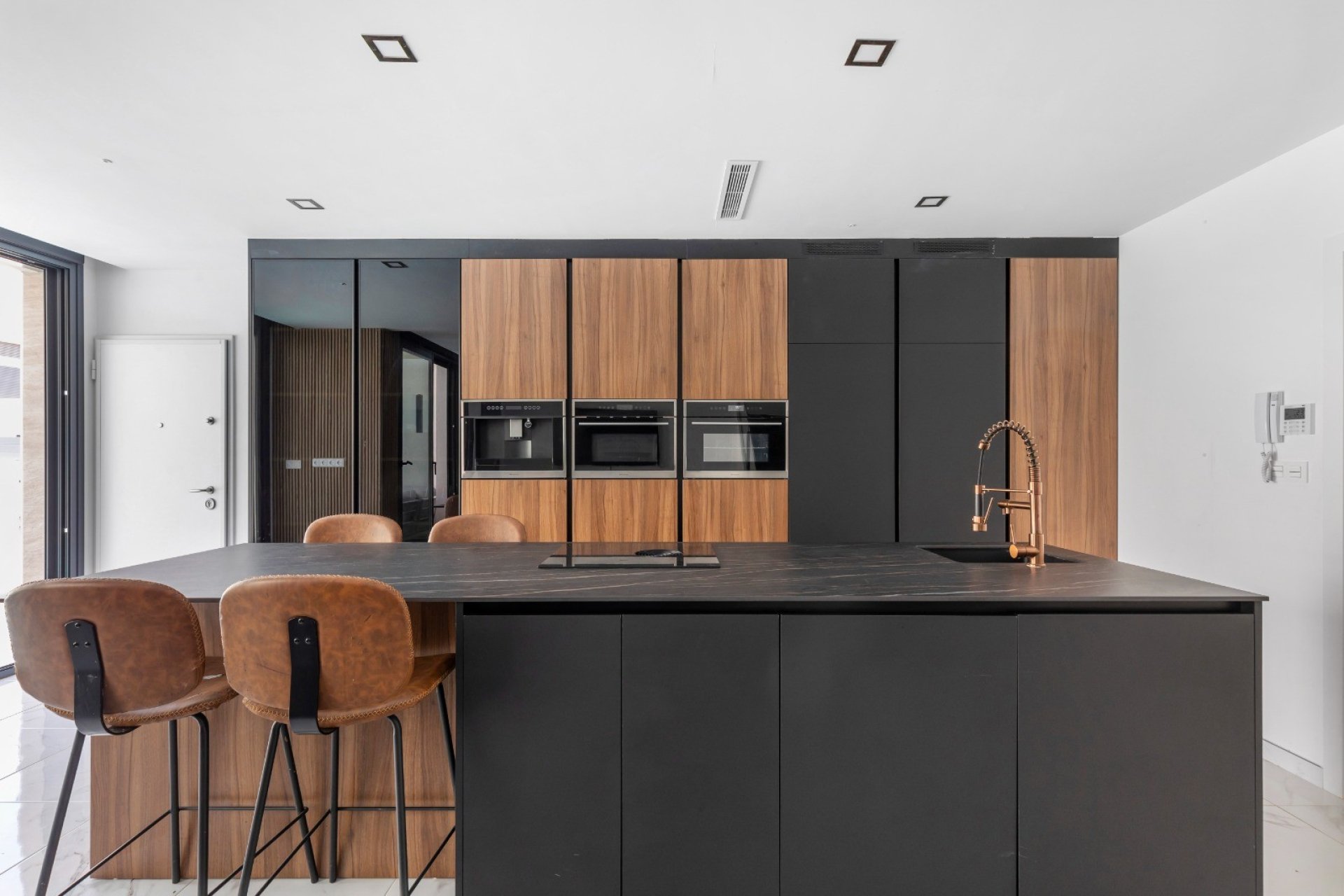 Reventa - Villa -
Los Montesinos - La Herrada