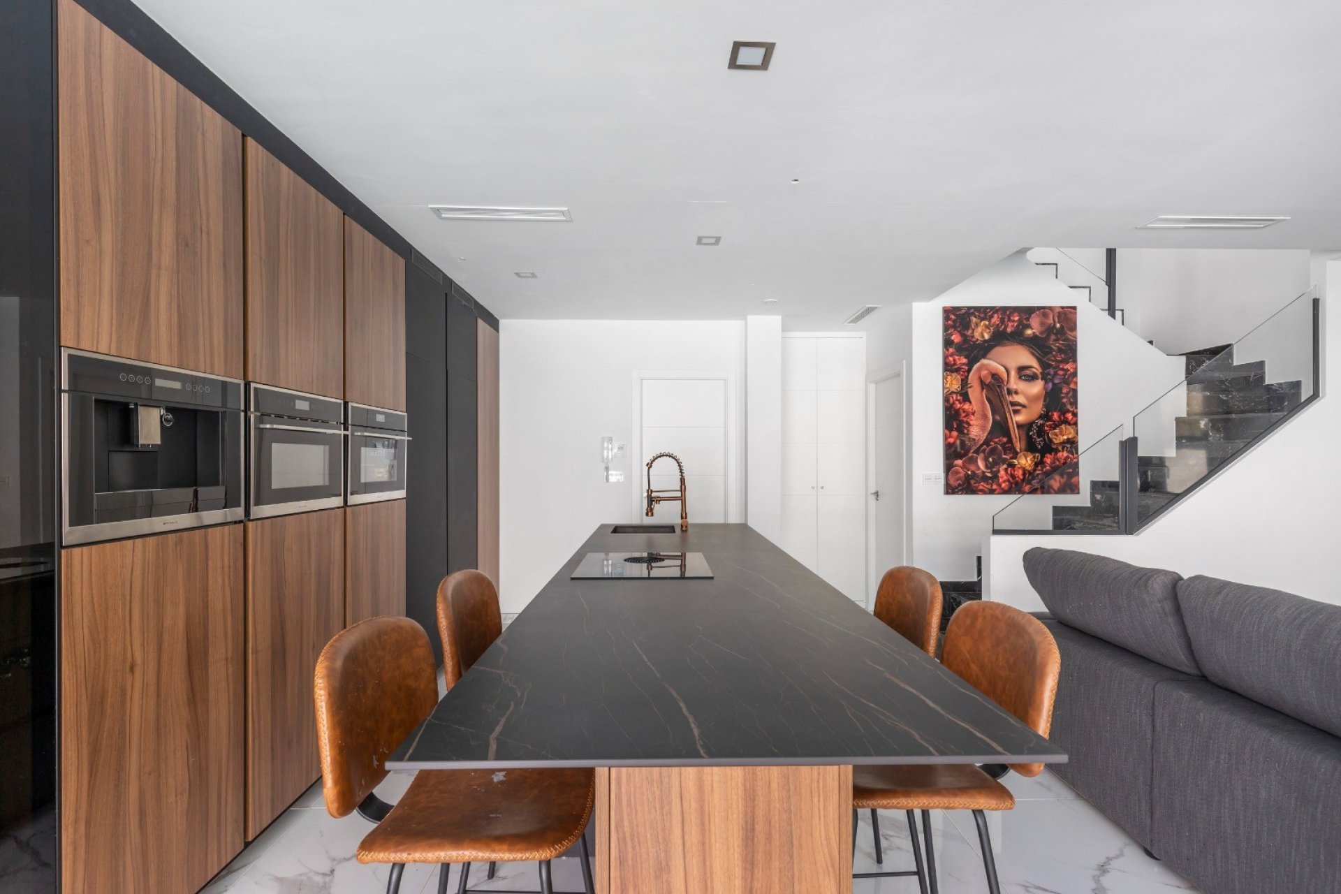 Reventa - Villa -
Los Montesinos - La Herrada