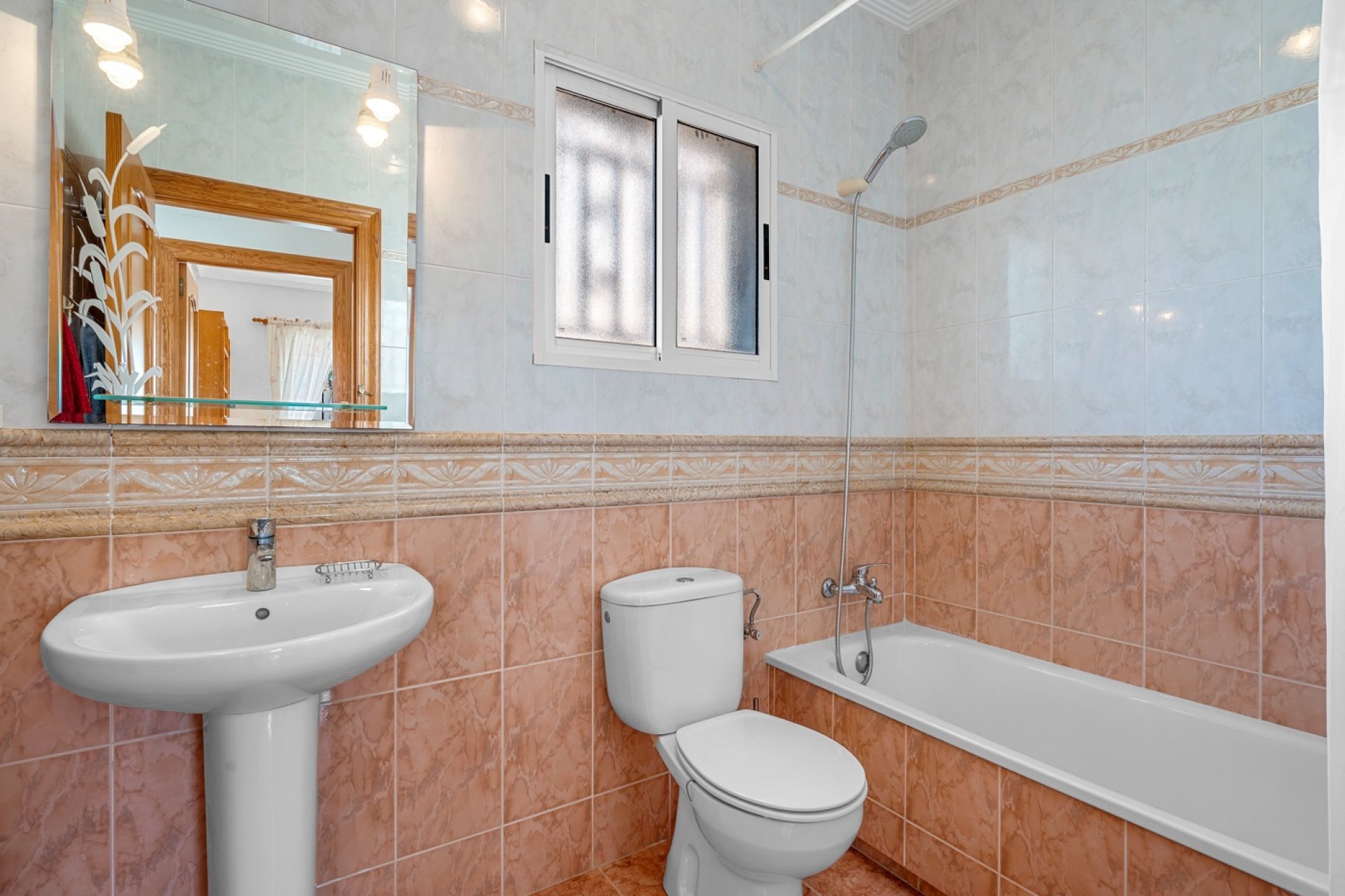 Reventa - Villa -
Orihuela Costa - El Galan