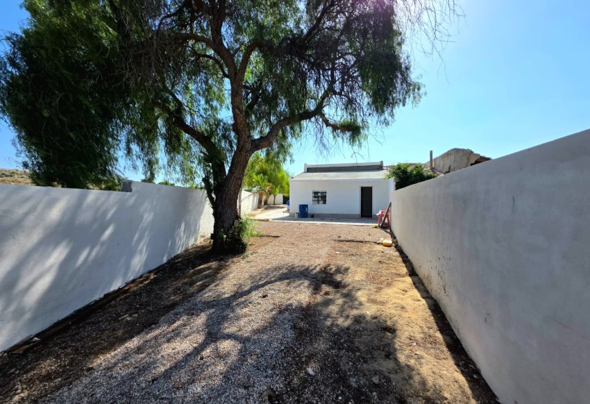 Reventa - Villa -
San Fulgencio - La Marina