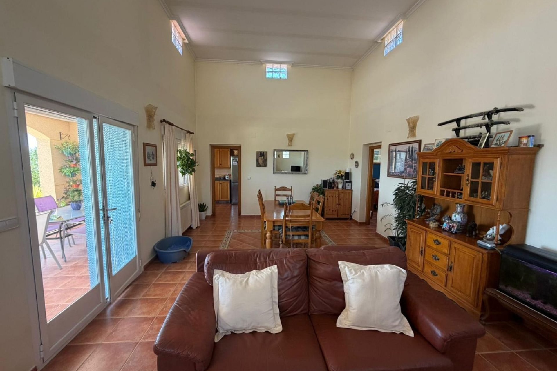 Reventa - Villa -
Sax