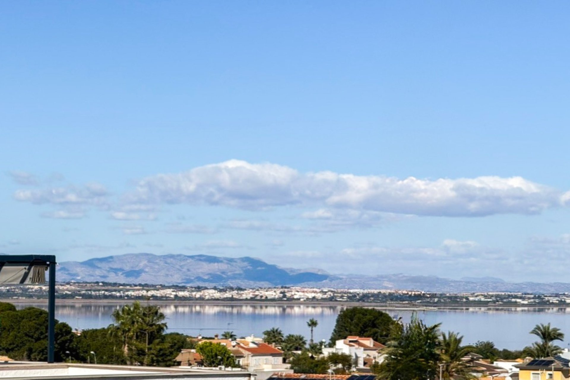 Reventa - Villa -
Torrevieja - Los Balcones