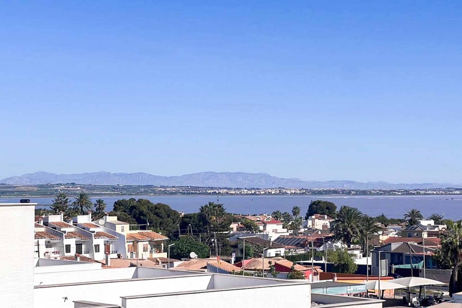 Reventa - Villa -
Torrevieja - Los Balcones