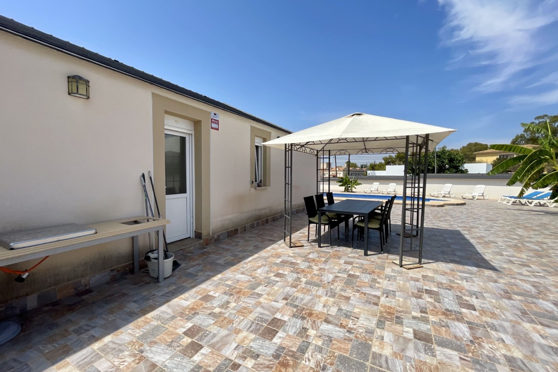 Reventa - Villa -
Torrevieja - Los Balcones