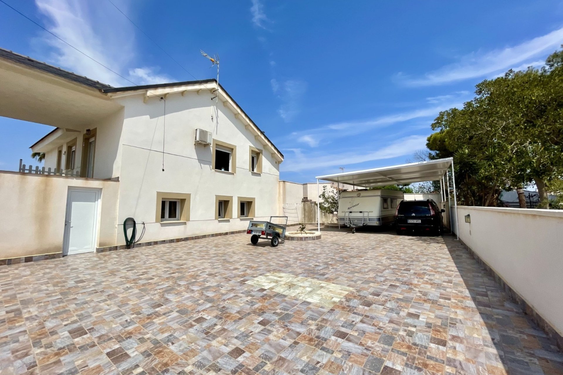 Reventa - Villa -
Torrevieja - Los Balcones
