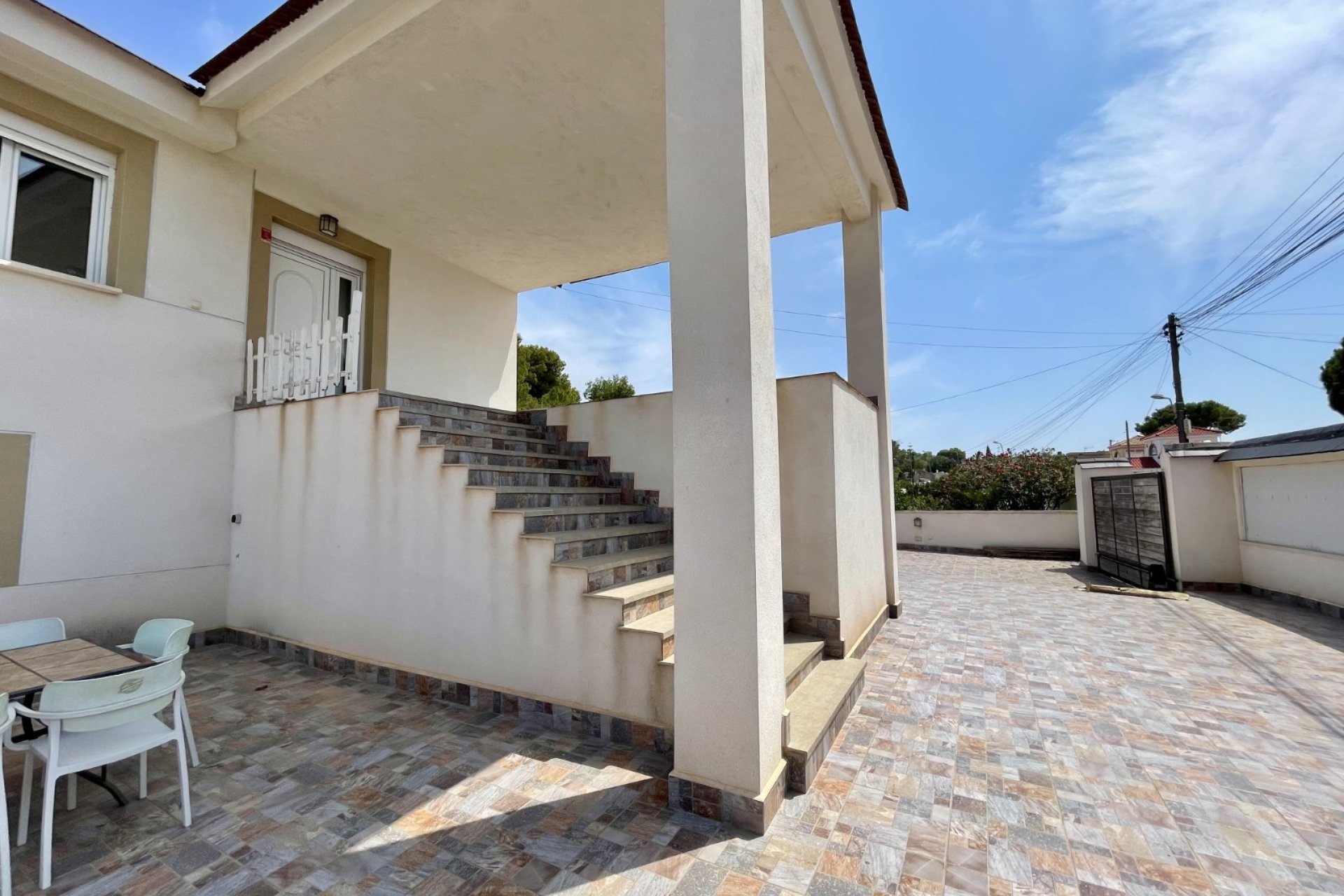Reventa - Villa -
Torrevieja - Los Balcones