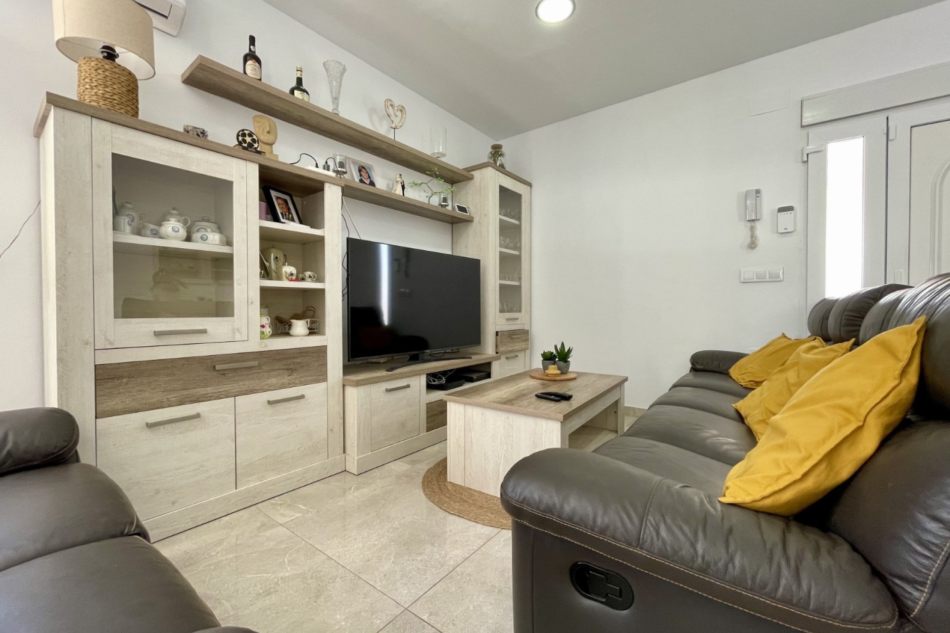Reventa - Villa -
Torrevieja - Los Balcones