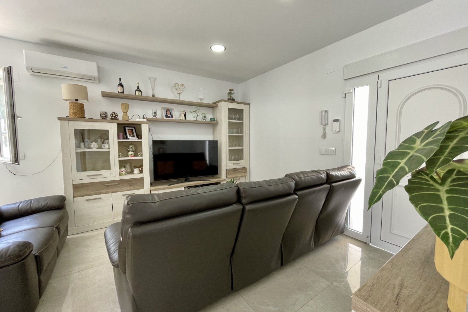 Reventa - Villa -
Torrevieja - Los Balcones