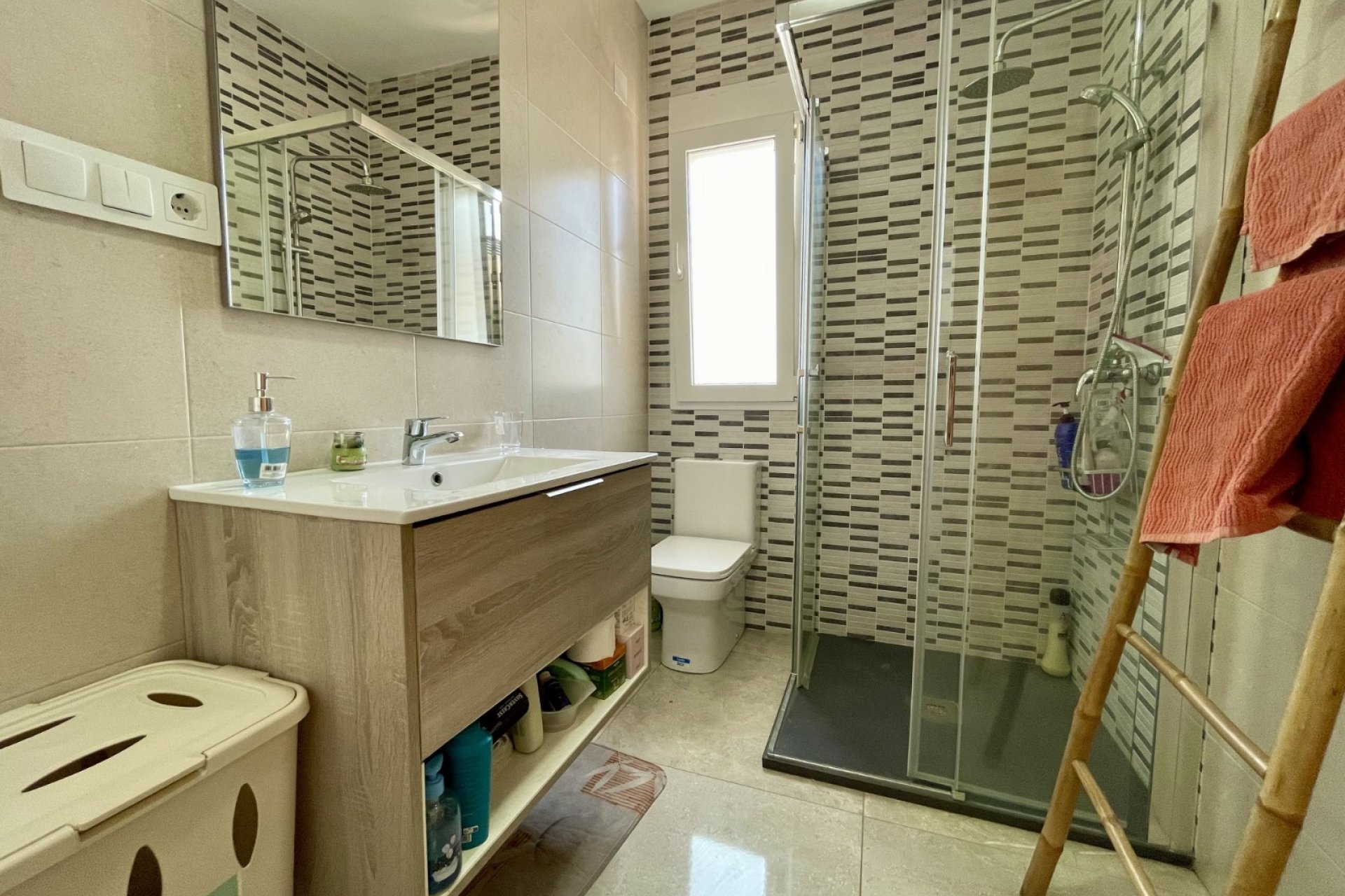 Reventa - Villa -
Torrevieja - Los Balcones