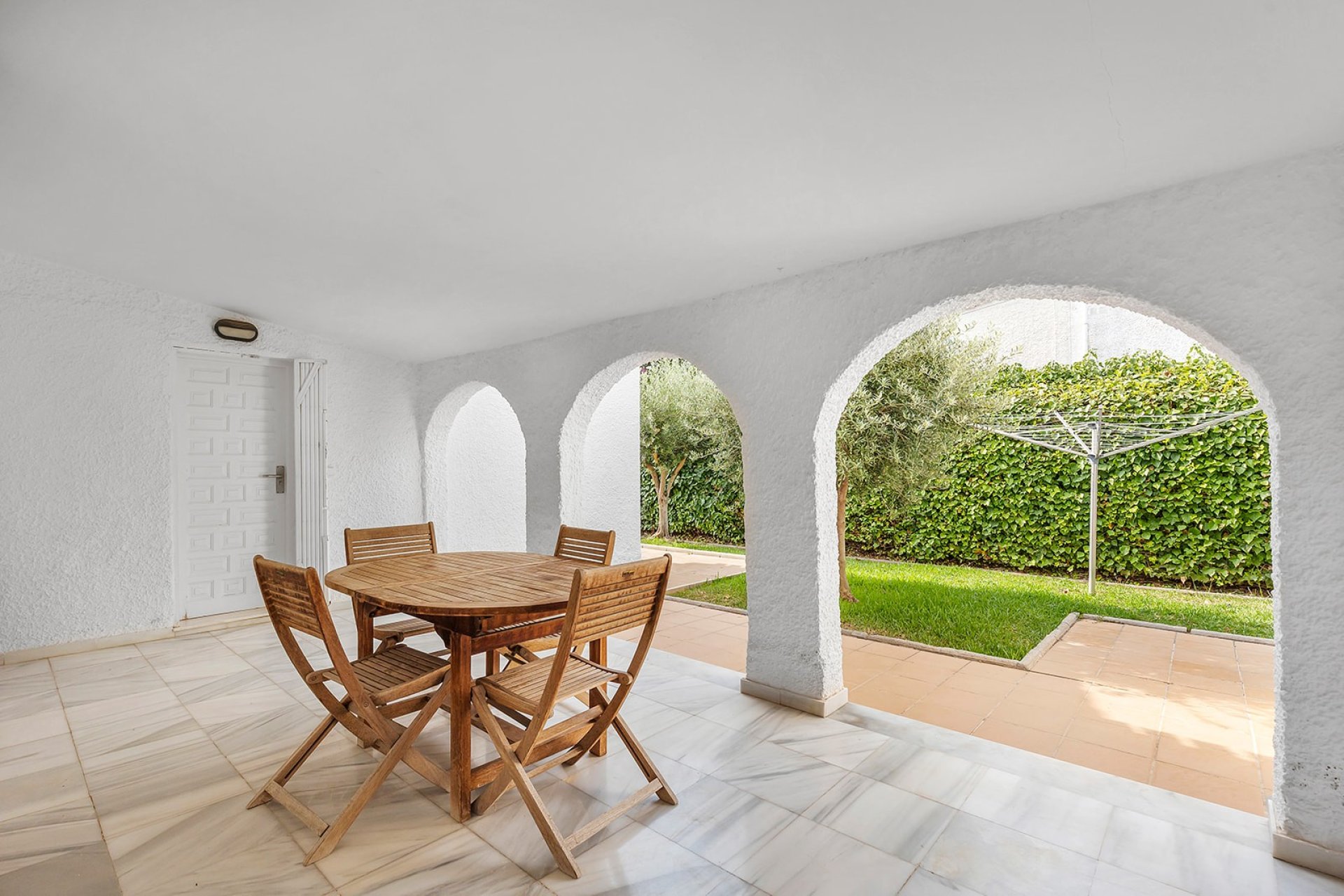 Reventa - Villa -
Torrevieja - Playa de los Locos