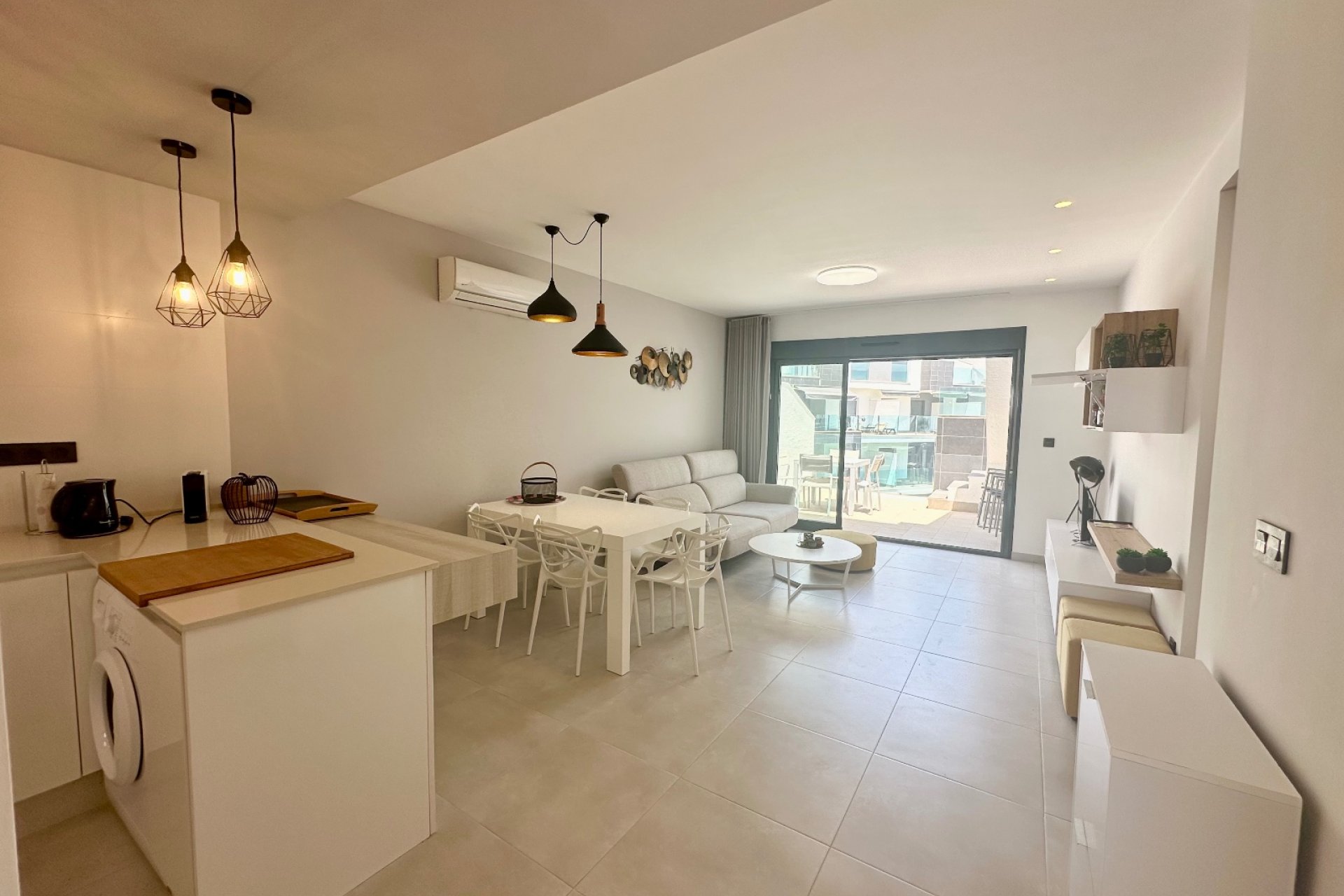 Revente - apartment -
Guardamar del Segura - El Raso