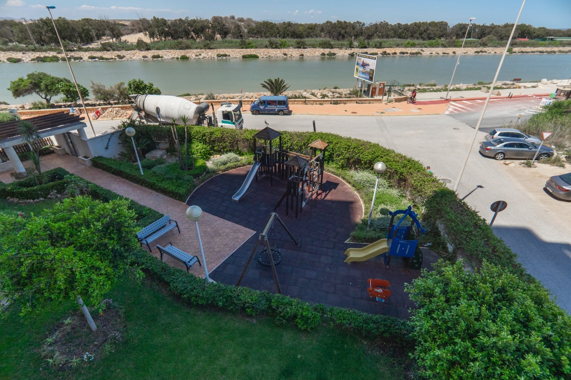 Revente - apartment -
Guardamar del Segura - Puerto Deportivo