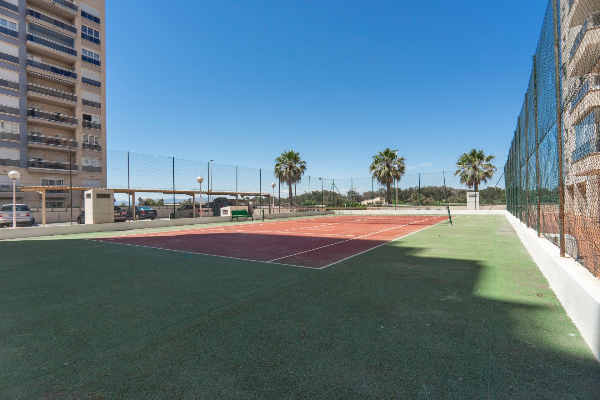 Revente - apartment -
Guardamar del Segura - Puerto Deportivo