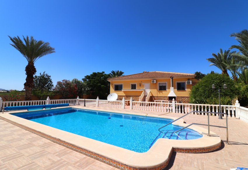 Revente - Country House -
Catral