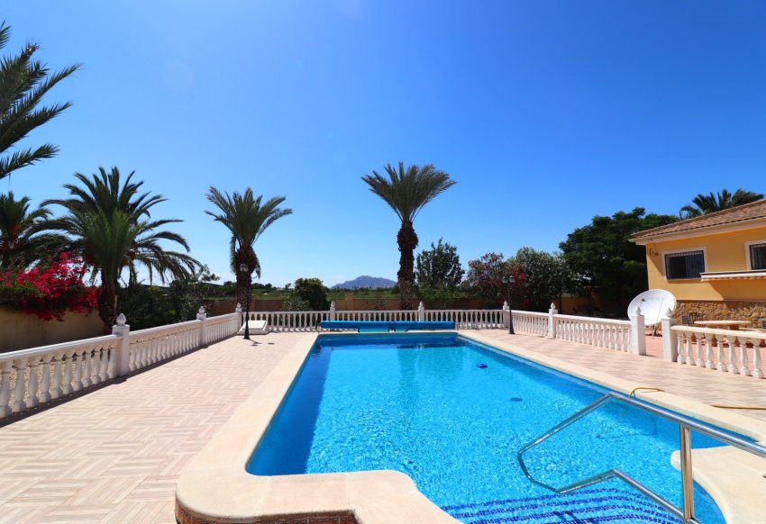 Revente - Country House -
Catral