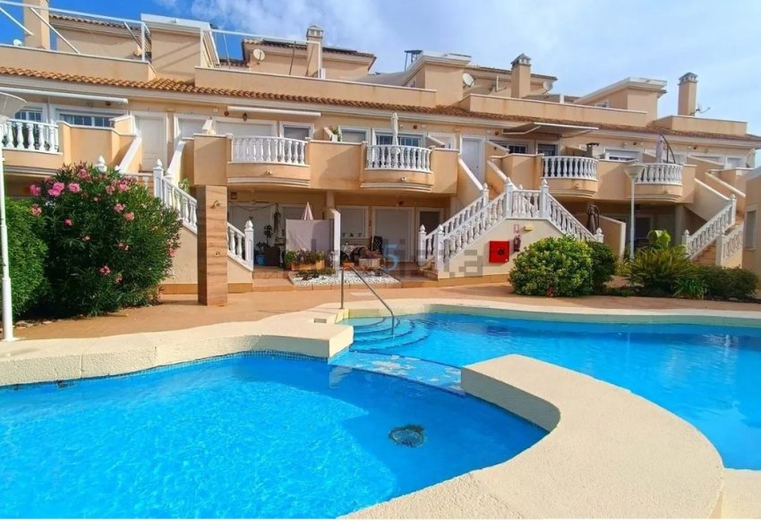 Revente - Duplex -
Guardamar del Segura - Urbanizaciones