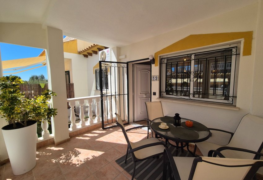 Revente - Maison de ville -
Alicante - La Florida