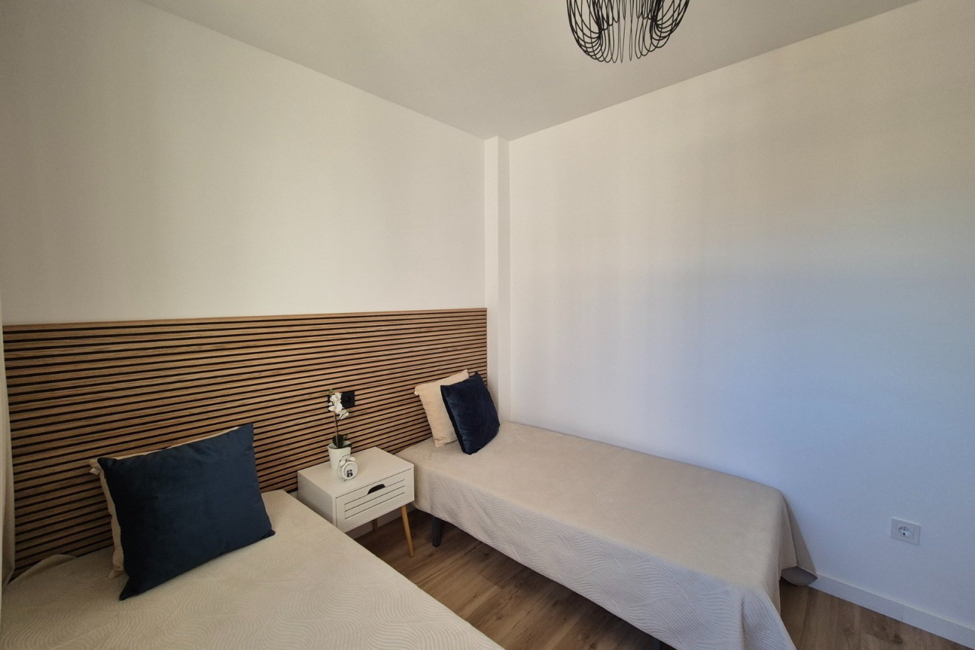 Revente - Maison de ville -
Alicante - La Florida