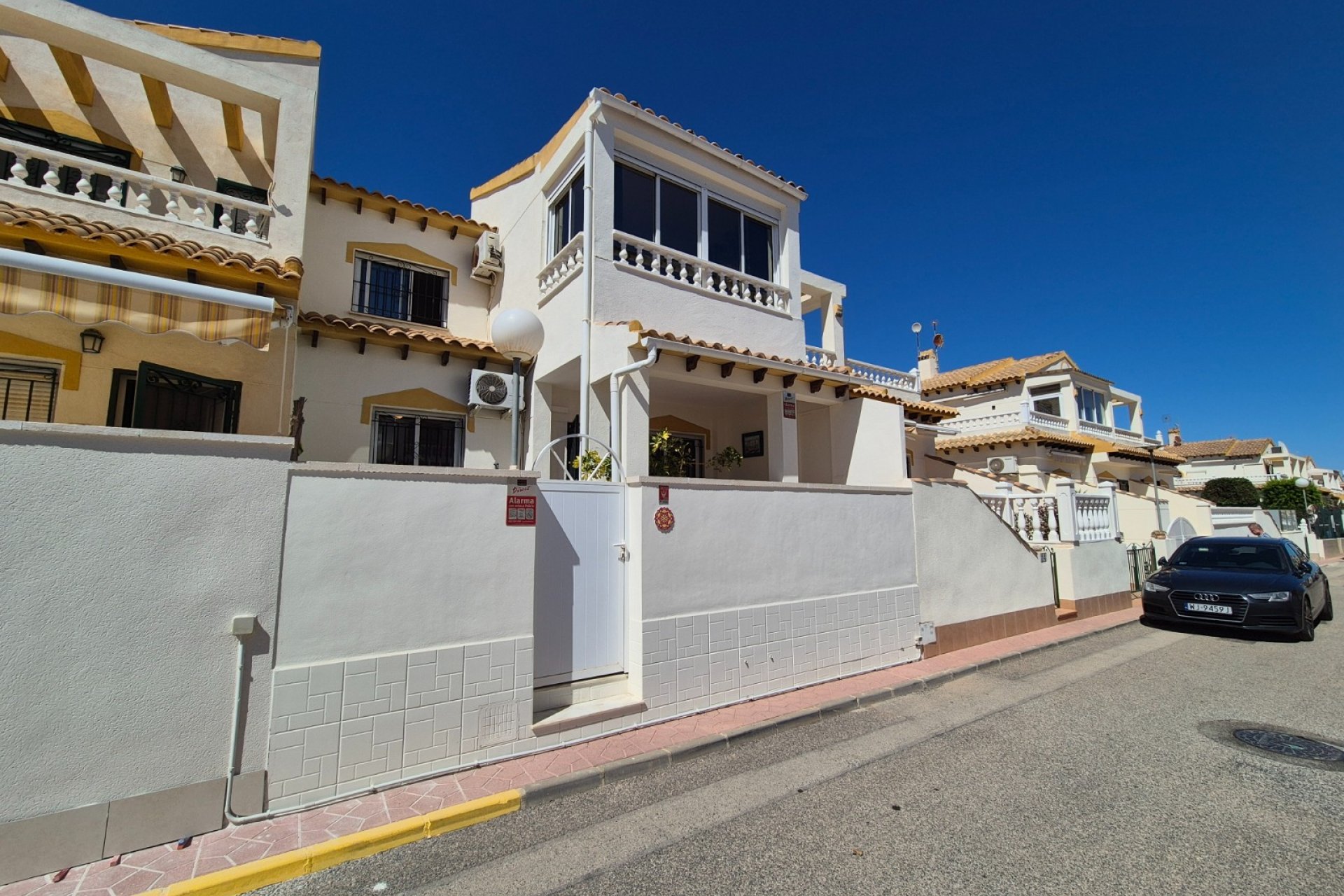 Revente - Maison de ville -
Alicante - La Florida