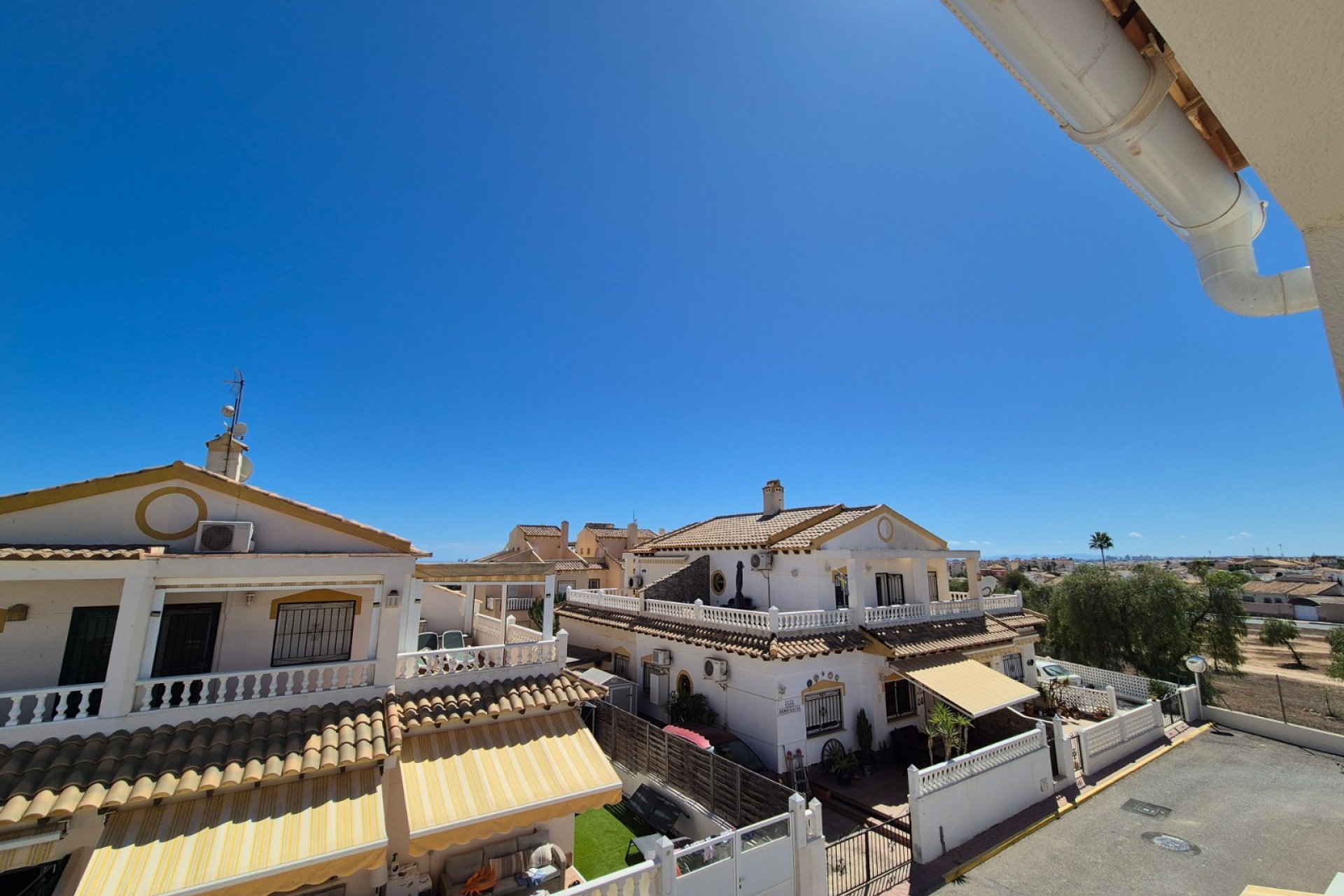 Revente - Maison de ville -
Alicante - La Florida