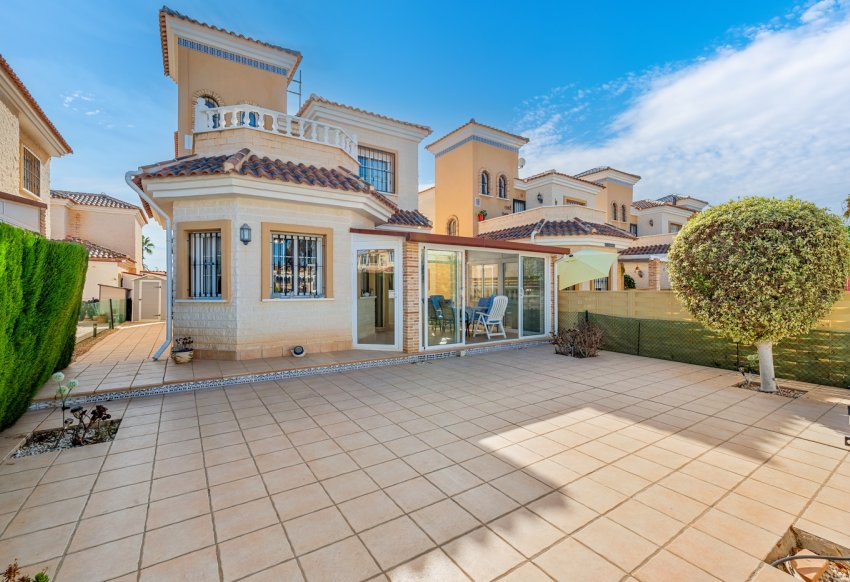 Revente - Villa -
Guardamar del Segura