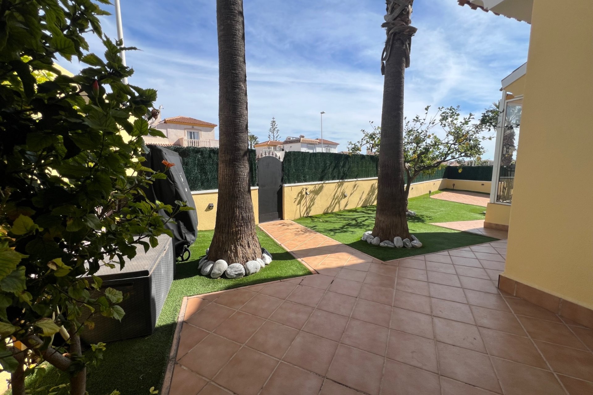 Revente - Villa -
Orihuela Costa - Los Dolses