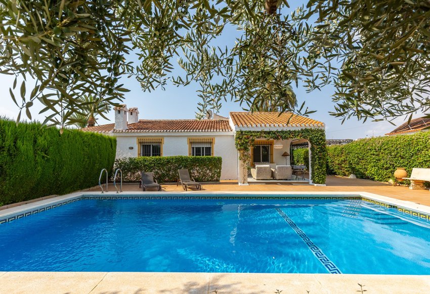 Revente - Villa -
Torrevieja - Playa de los Locos