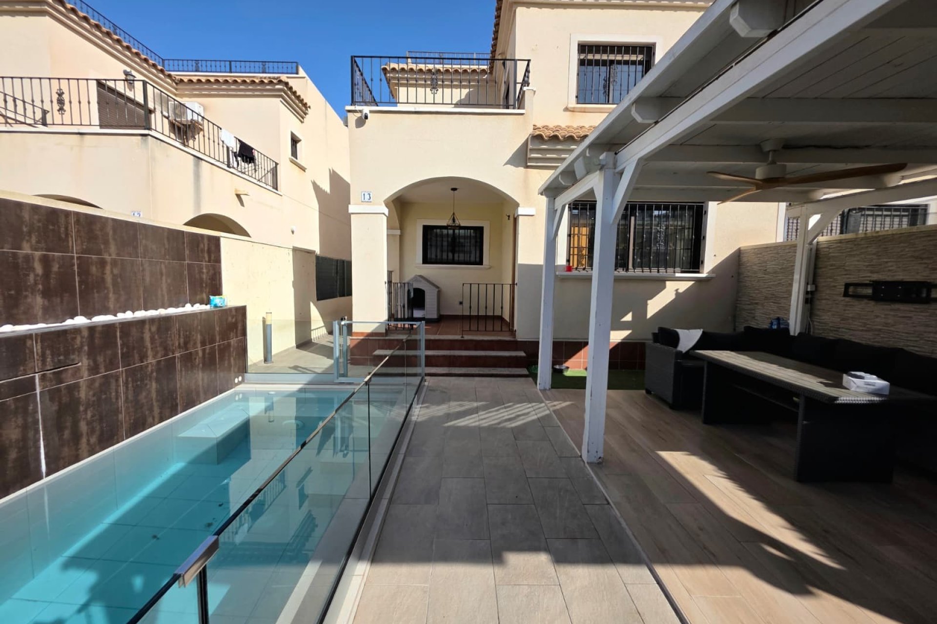 Revente - Villa -
Torrevieja - Sector 25