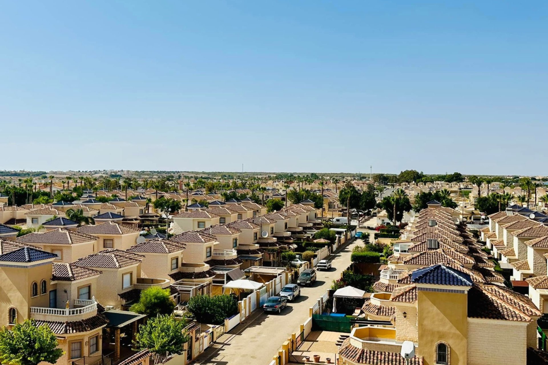 Tweedehands - apartment -
El Raso - Costa Blanca