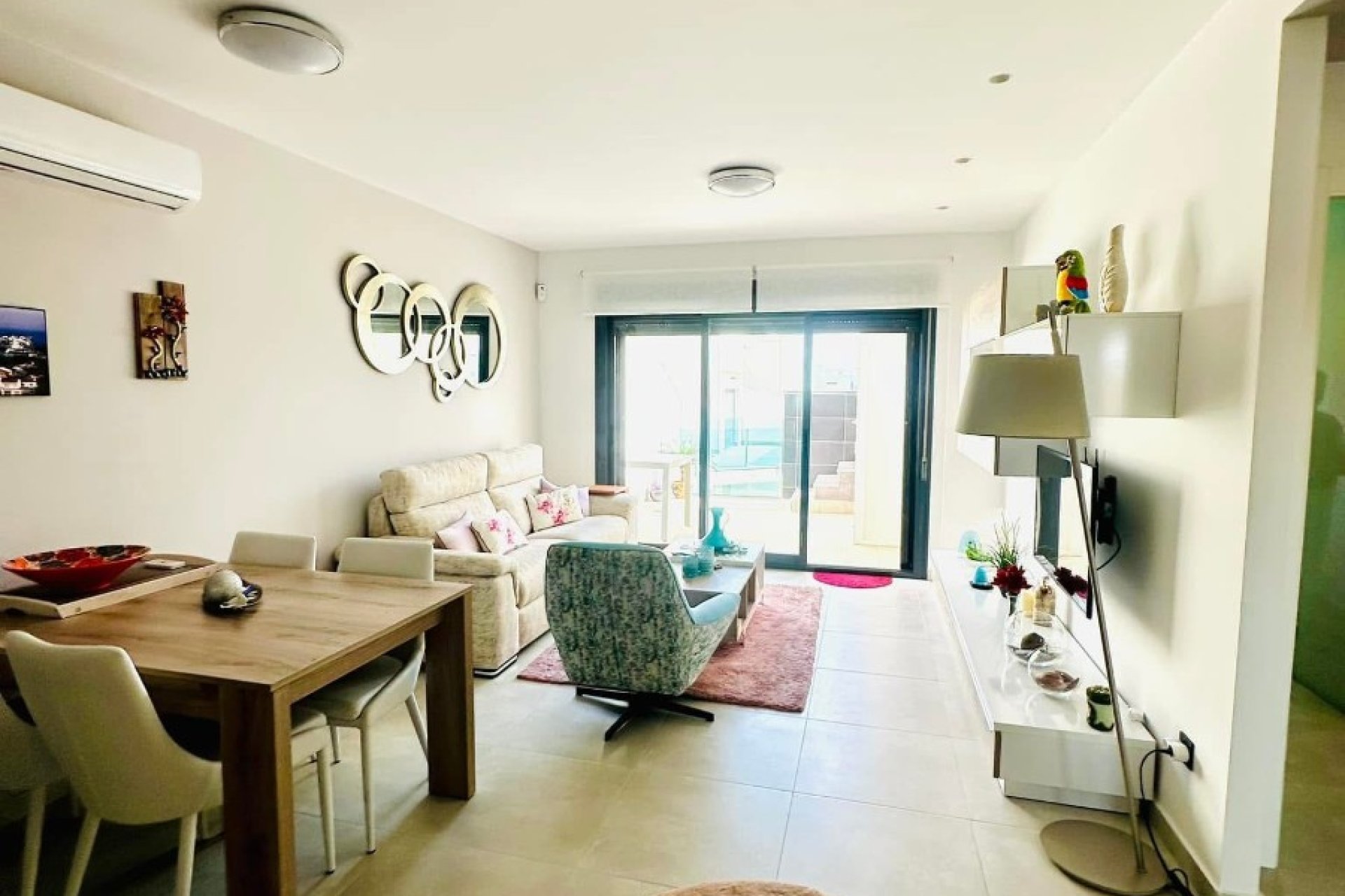 Tweedehands - apartment -
El Raso - Costa Blanca